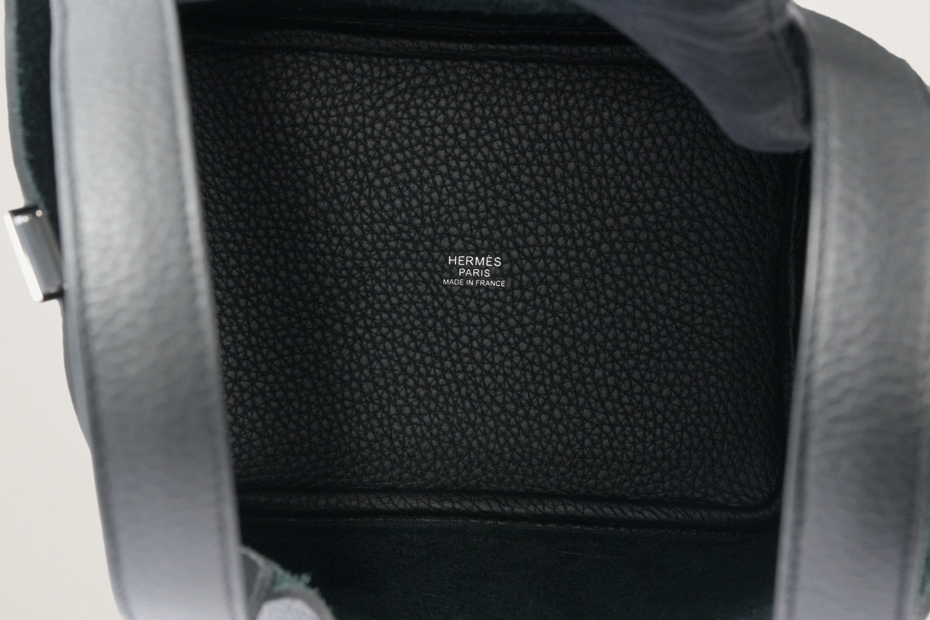 HERMES ピコタンロック18 黒