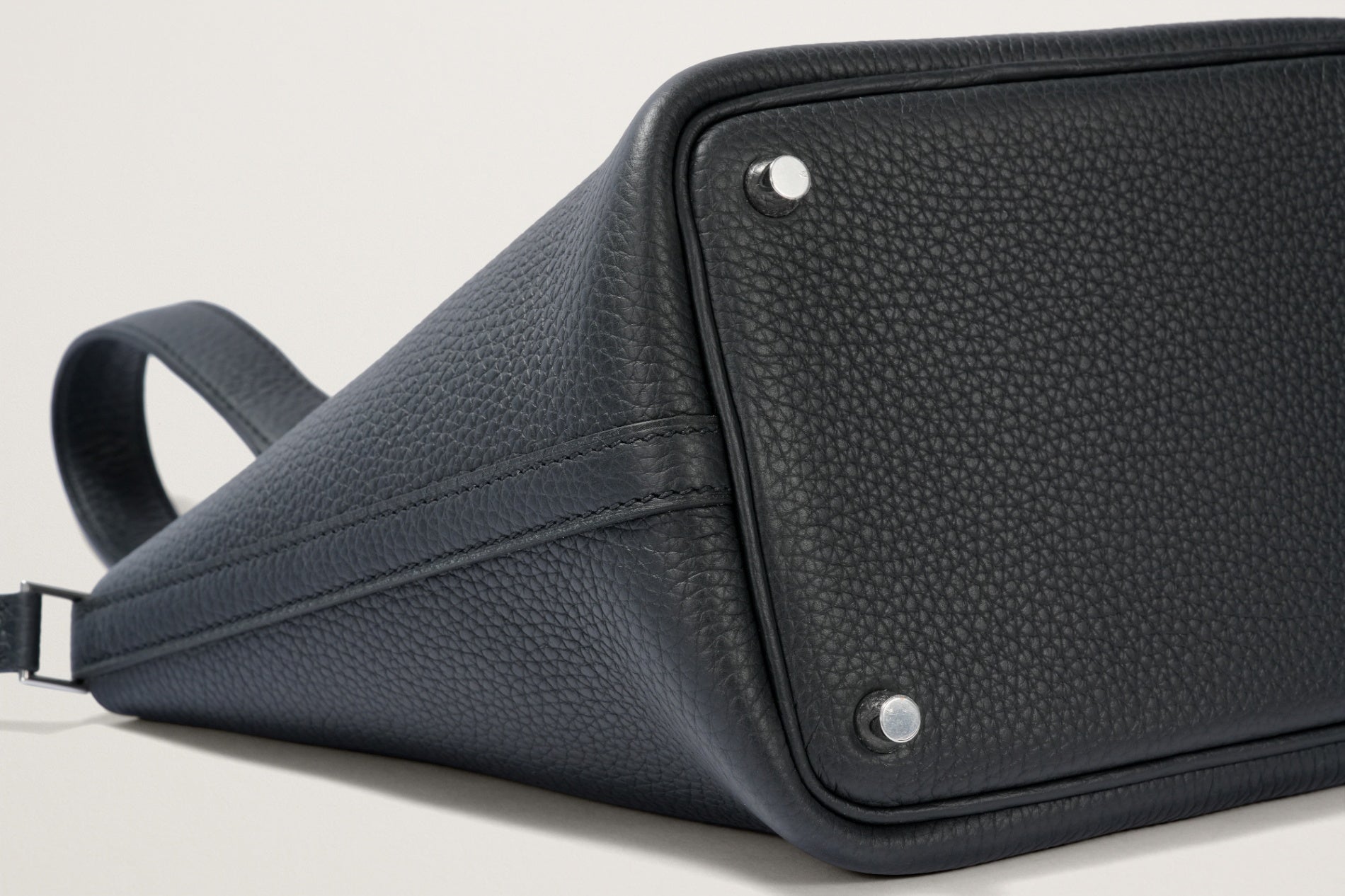 HERMES ピコタンロック18 黒