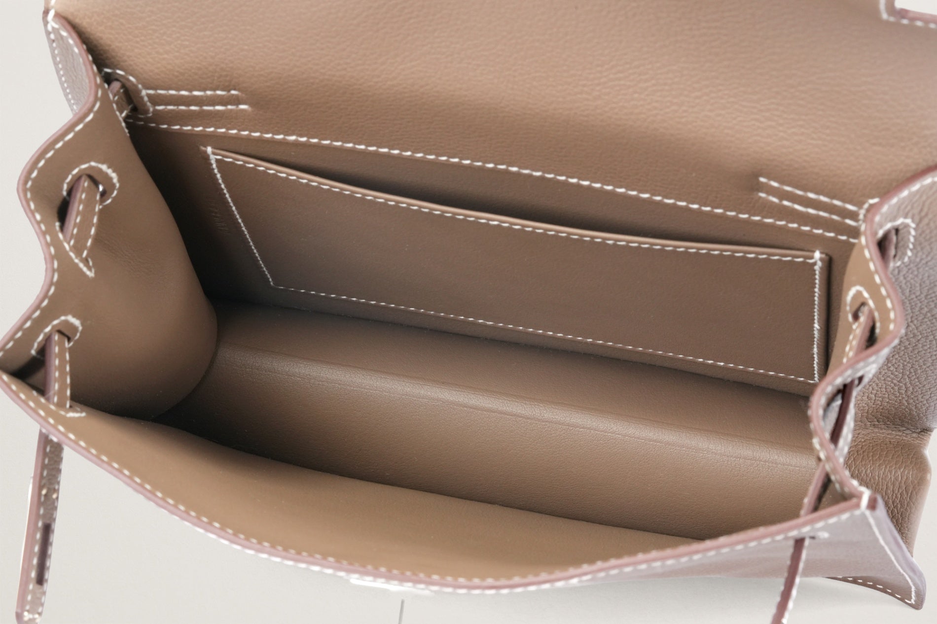 HERMES ケリーダンス エトゥープ