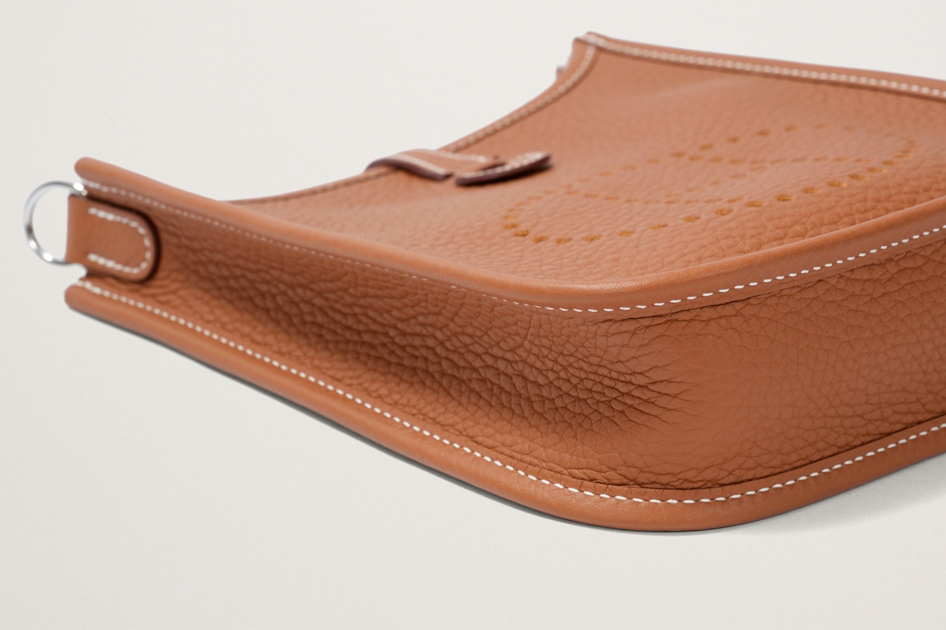 HERMES エヴリン アマゾーヌ16 ゴールド