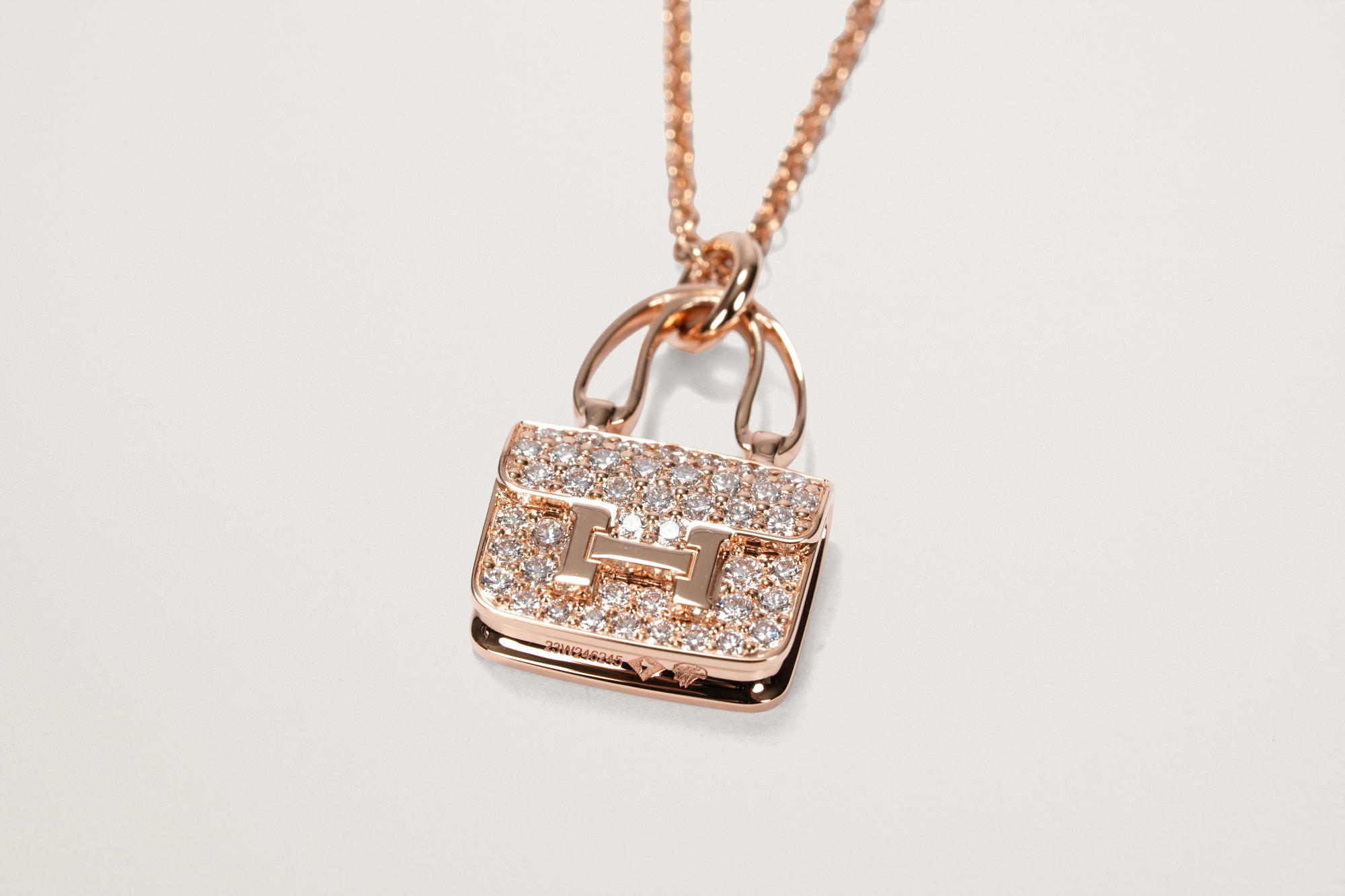 HERMES K18PG アミュレット コンスタンス ダイヤモンド ネックレス