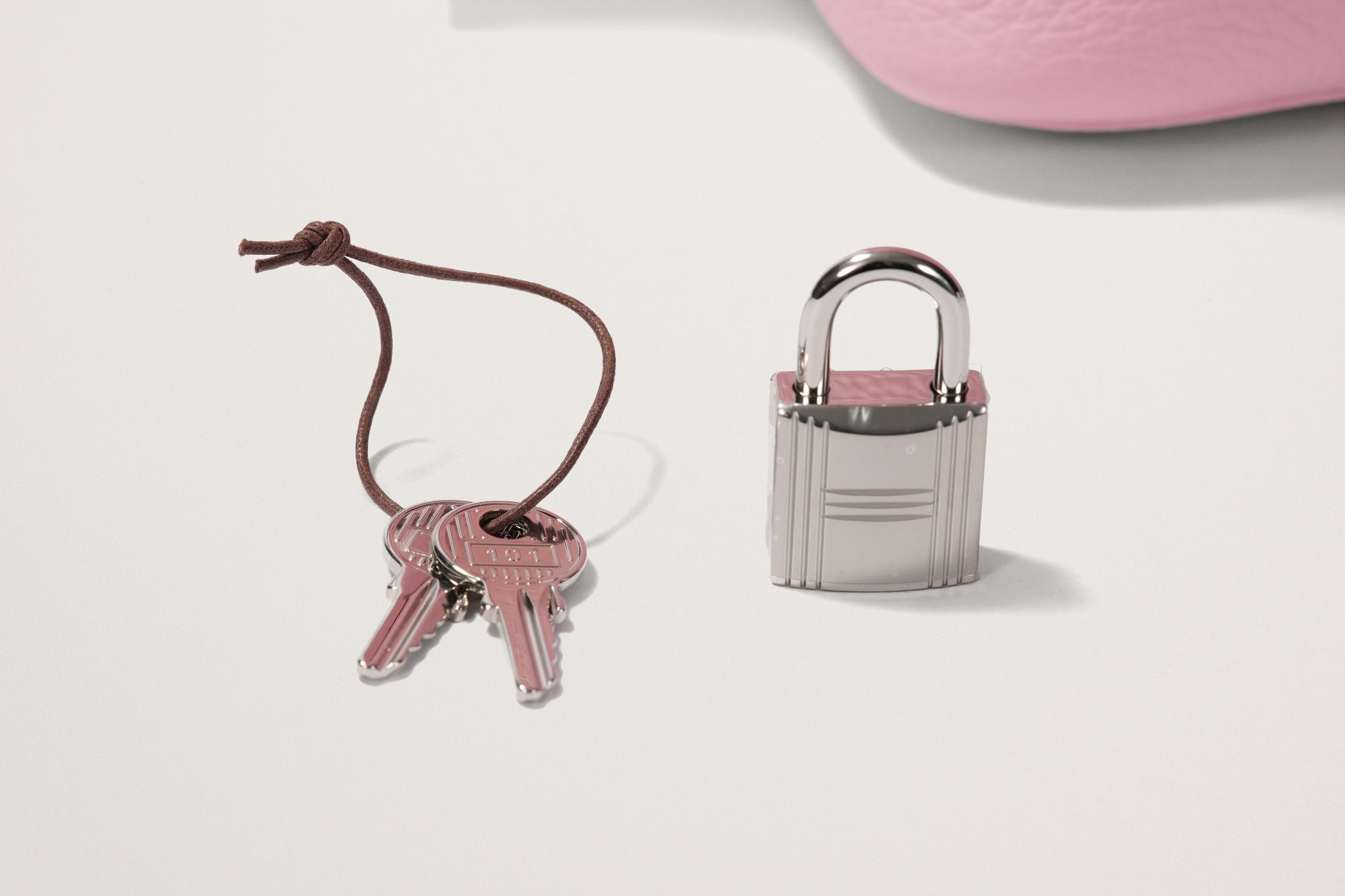 HERMES ピコタンロック18 ローズサクラ