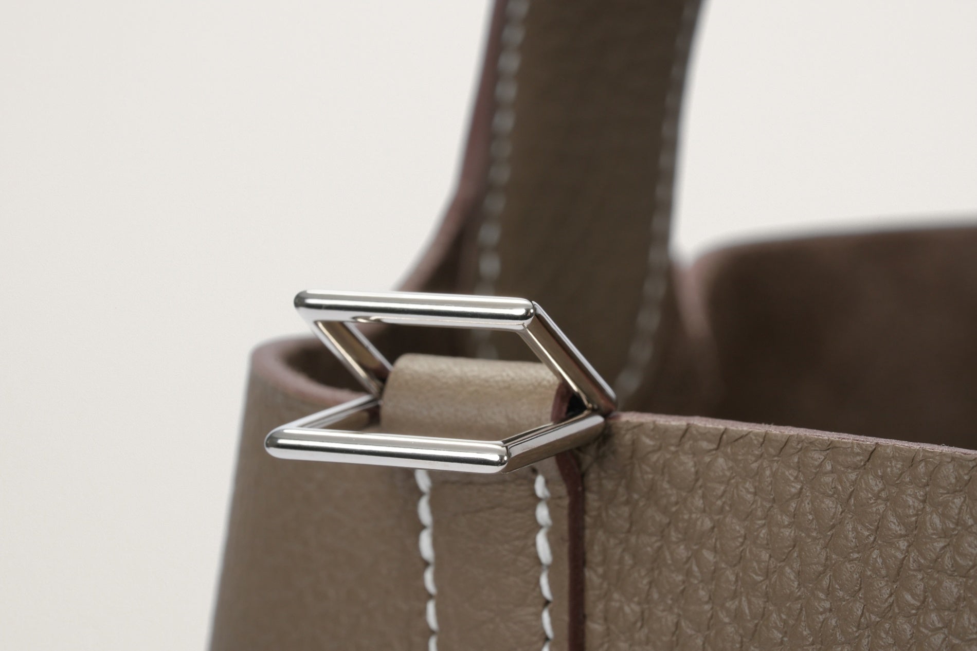 HERMES ピコタンロック22 エトゥープ