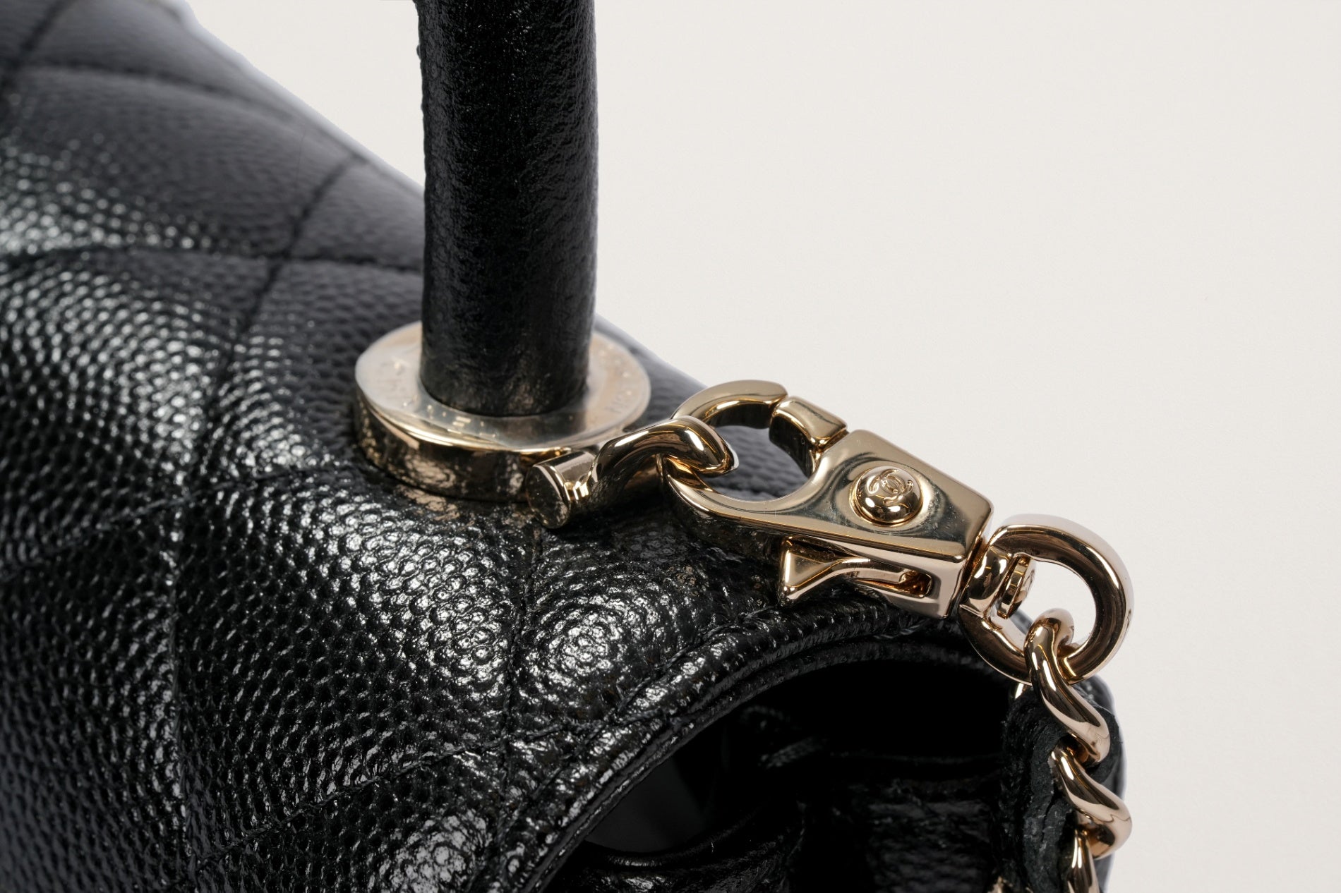 CHANEL マトラッセ ミニミニ ココハンドル チェーンショルダーバッグ