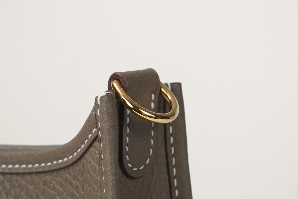 HERMES エヴリン16 エトゥープ