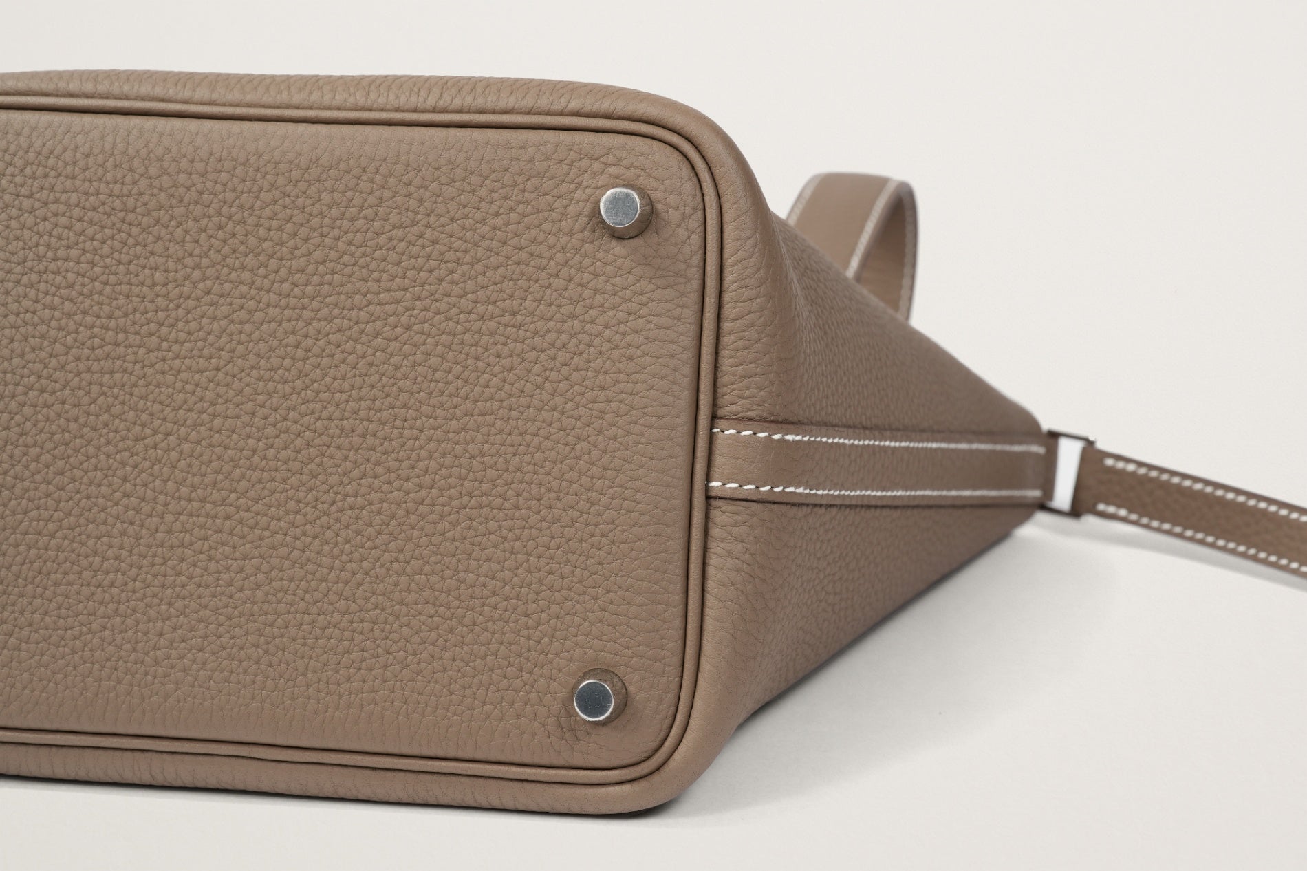 HERMES ピコタンロック18 エトゥープ