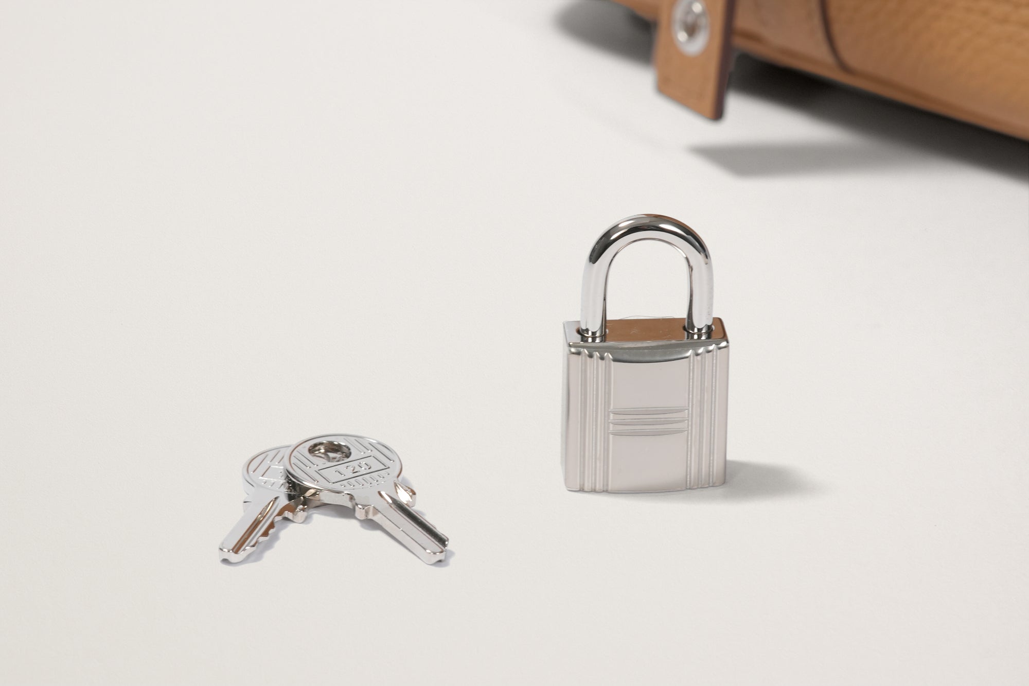 HERMES ピコタンロック18 ビスキュイ – GINZA SATAKE