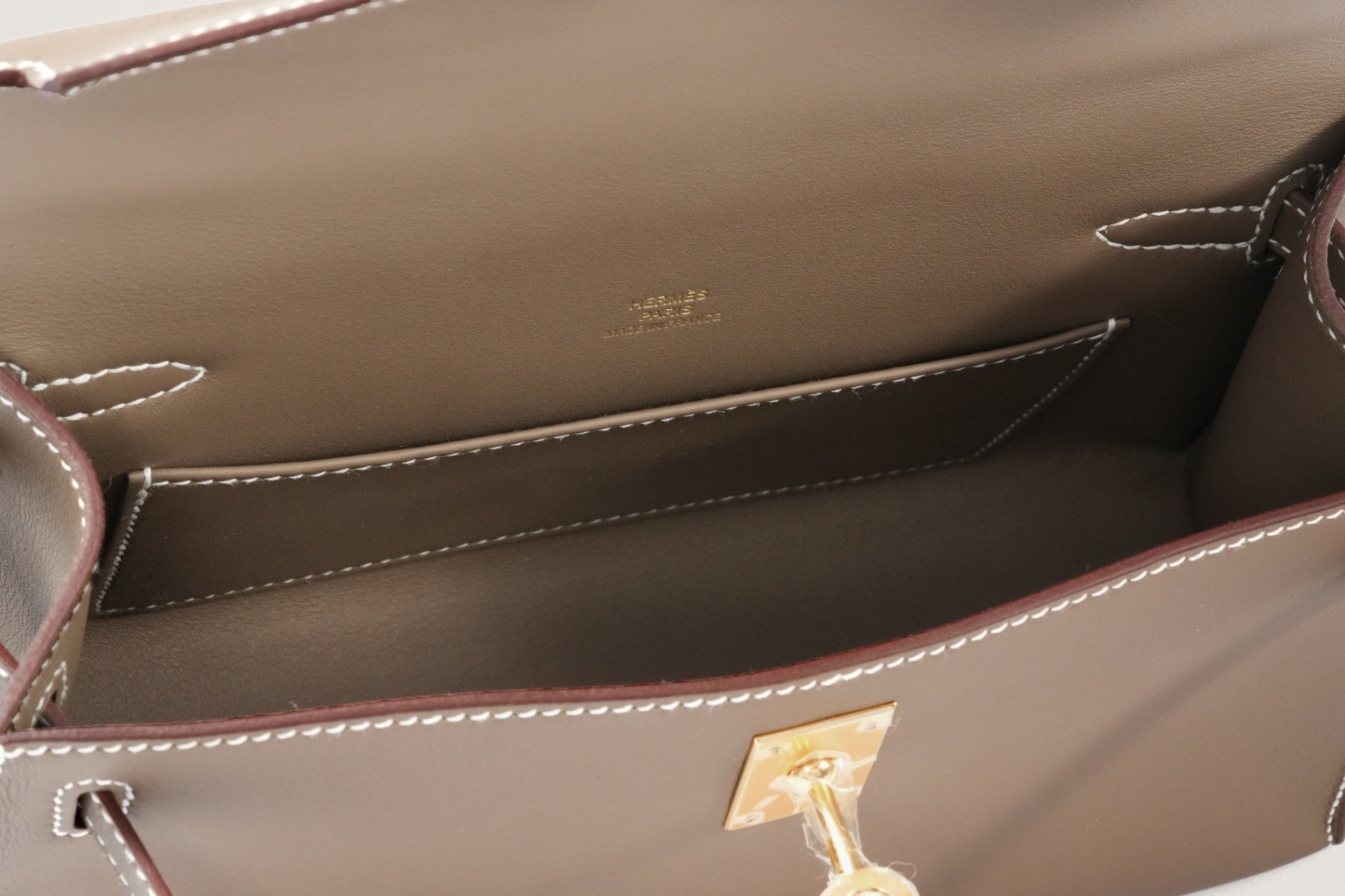 HERMES ポシェットケリー エトゥープ