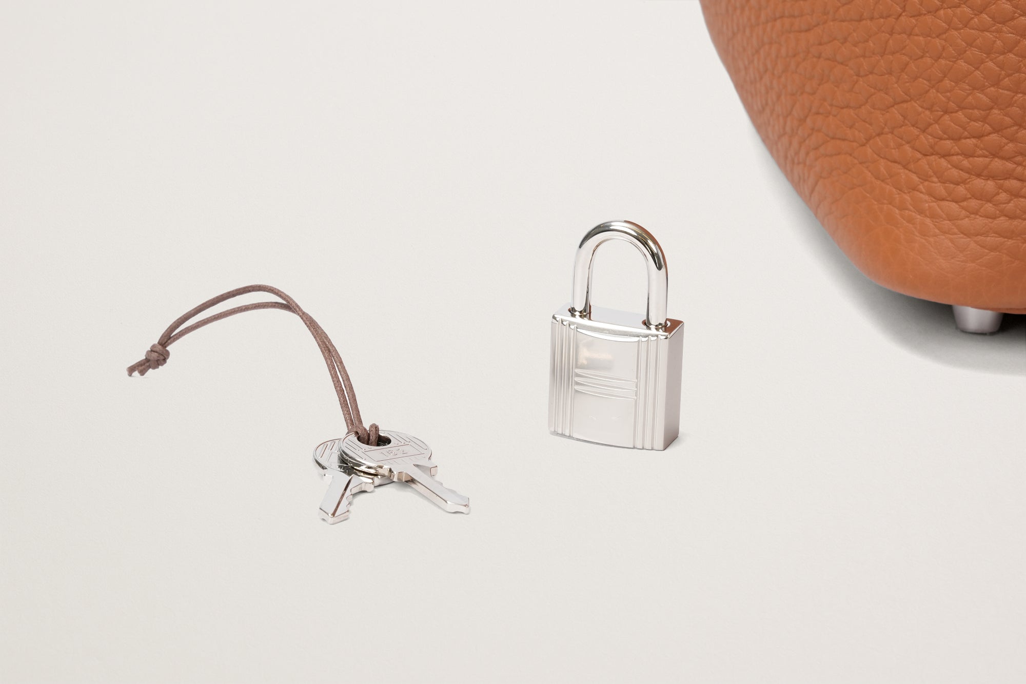 HERMES ピコタンロック18 ゴールド