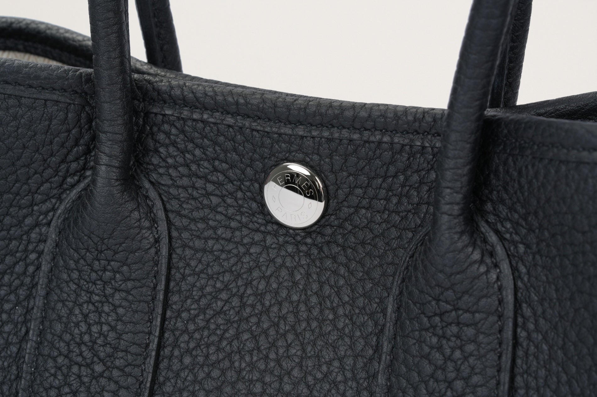HERMES ネオ・ガーデン23 黒