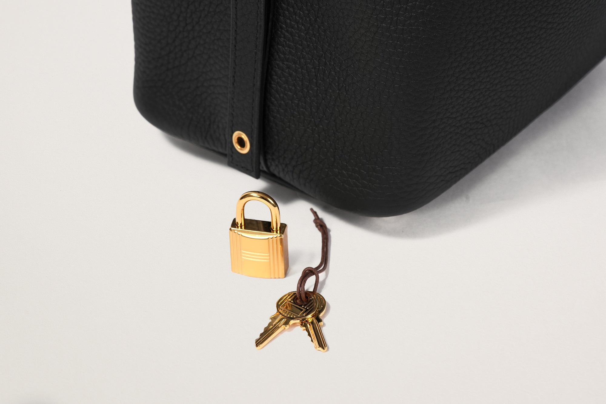 HERMES ピコタンロック18