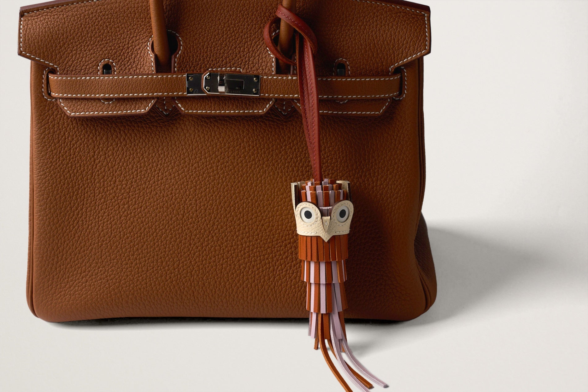 HERMES シュエット チャーム シエンヌ/ナタ/ホワイト/ディープブルー/モーヴペール