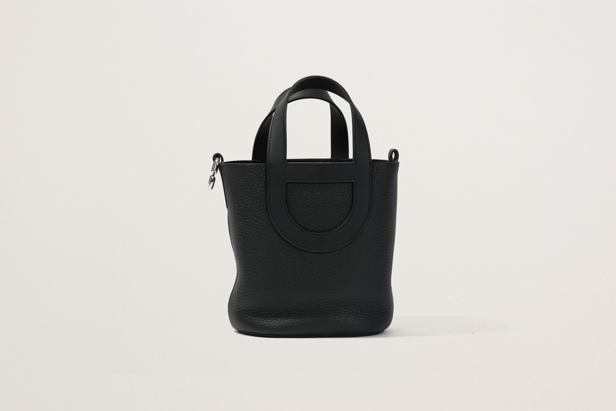 HERMES インザループ18 黒 – GINZA SATAKE