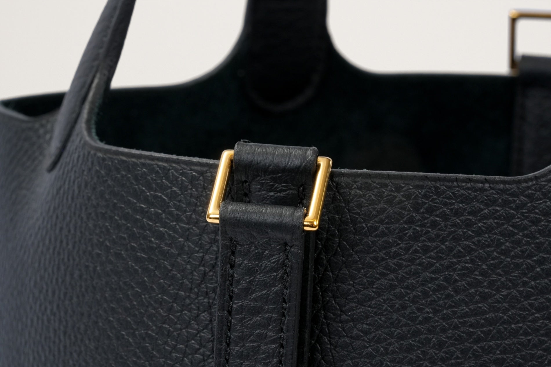 HERMES ピコタンロック18 黒 – GINZA SATAKE