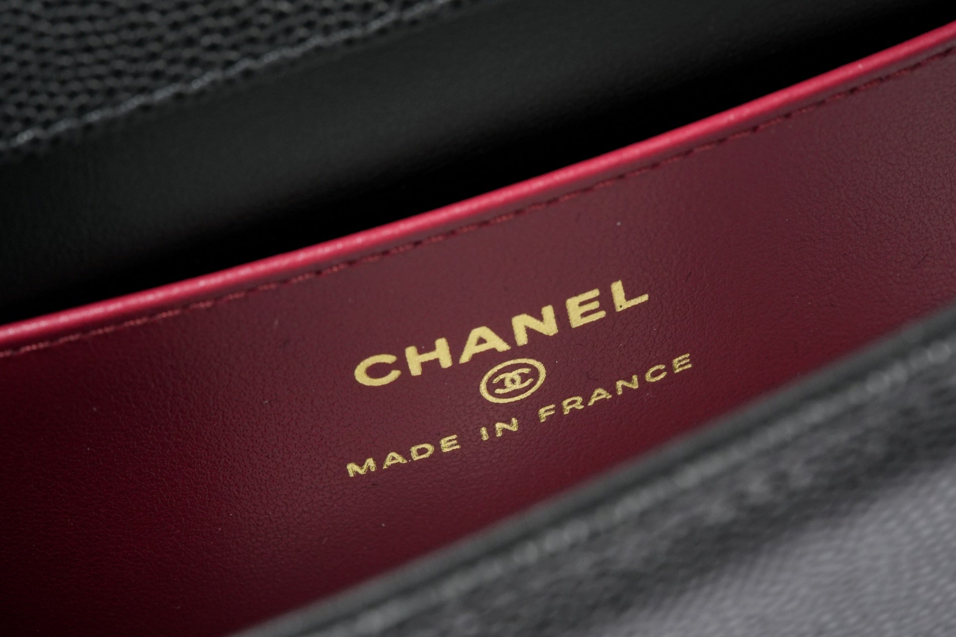 CHANEL プレコレクションストラップ クラッチ バッグ