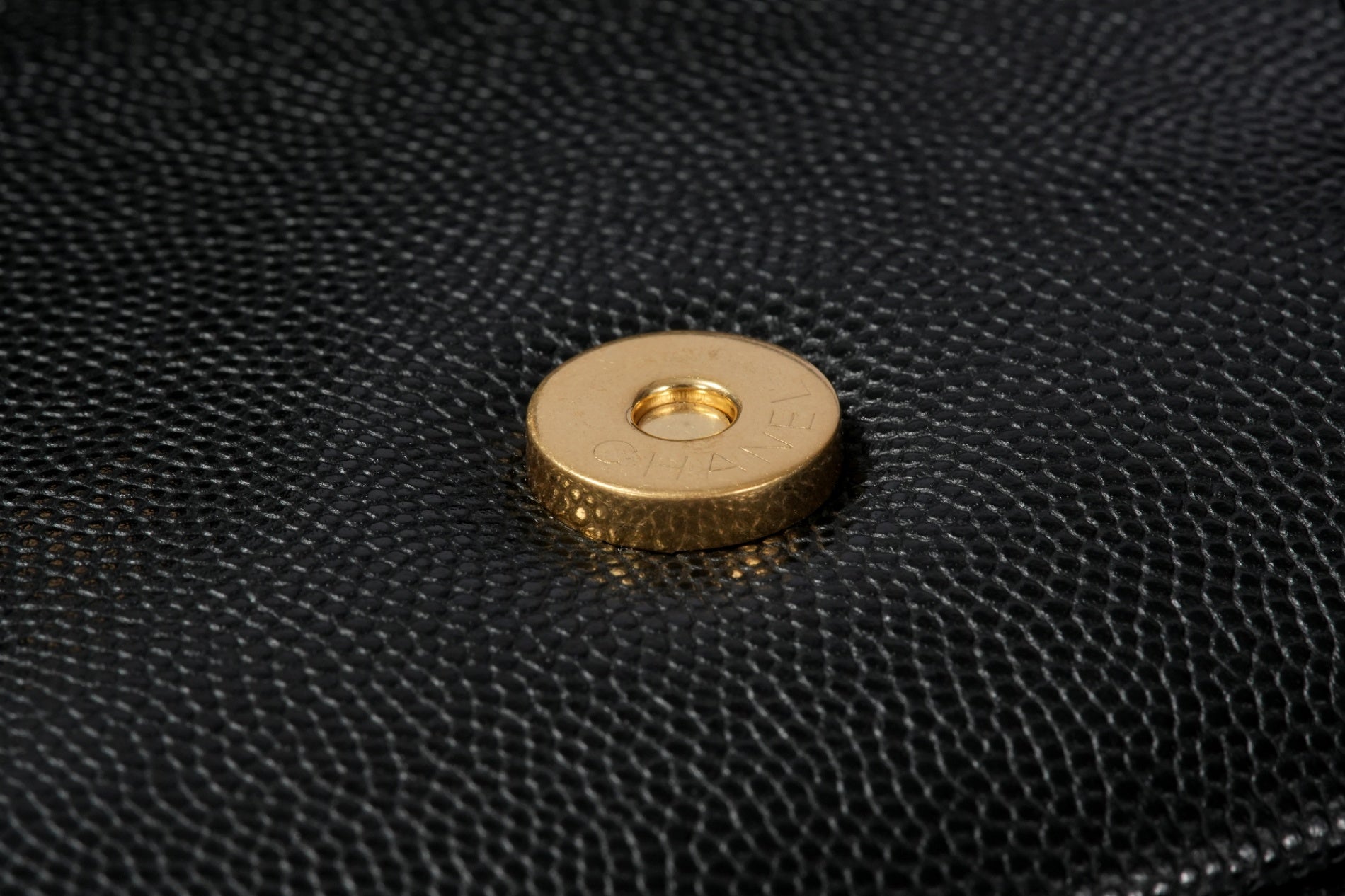 CHANEL プレコレクションストラップ クラッチ バッグ