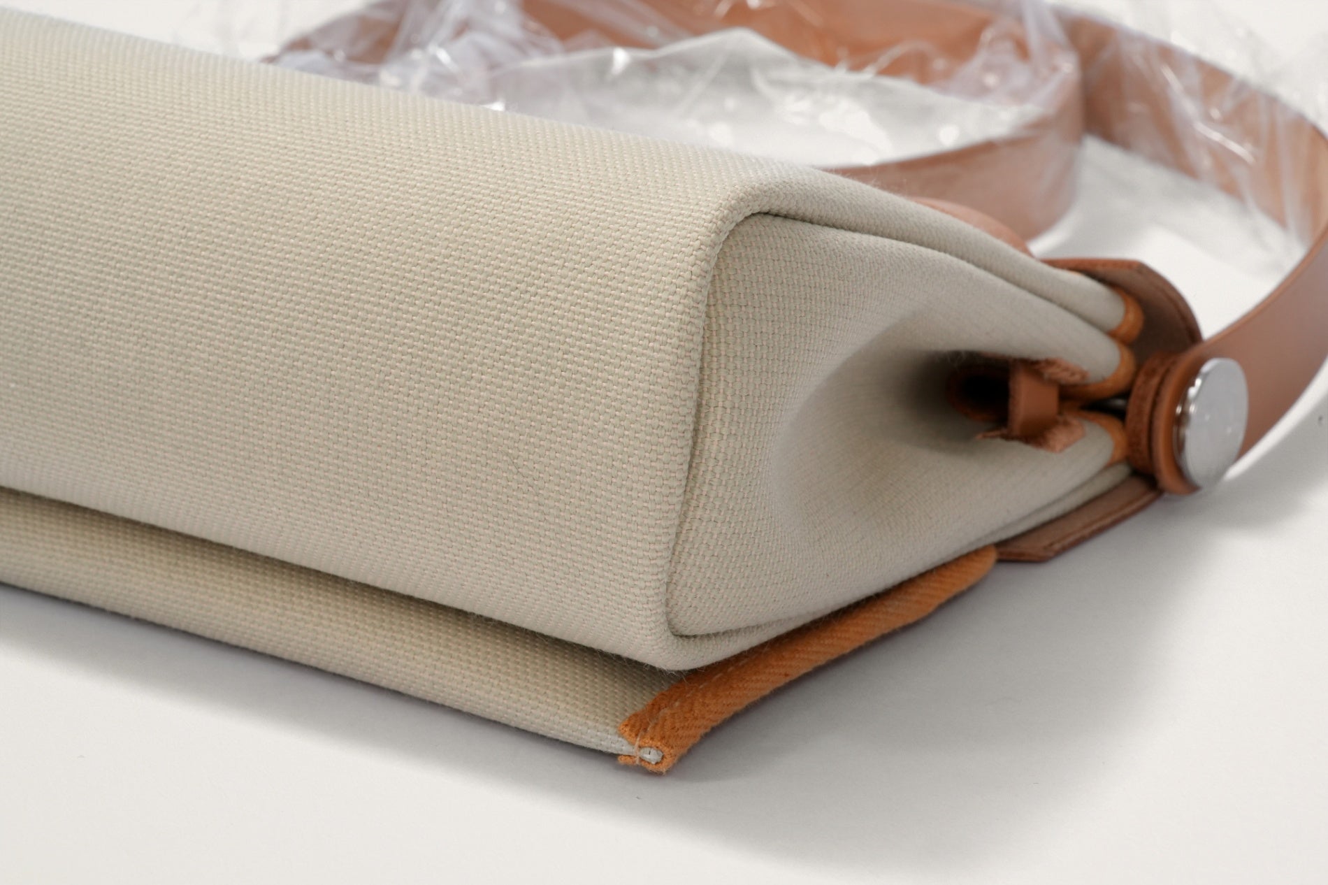 HERMES エールバッグミニ ナチュラルサブレ/べトン