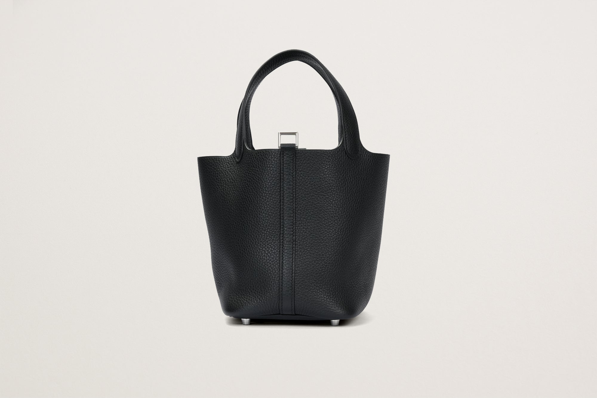 HERMES ピコタンロック18 黒 – GINZA SATAKE