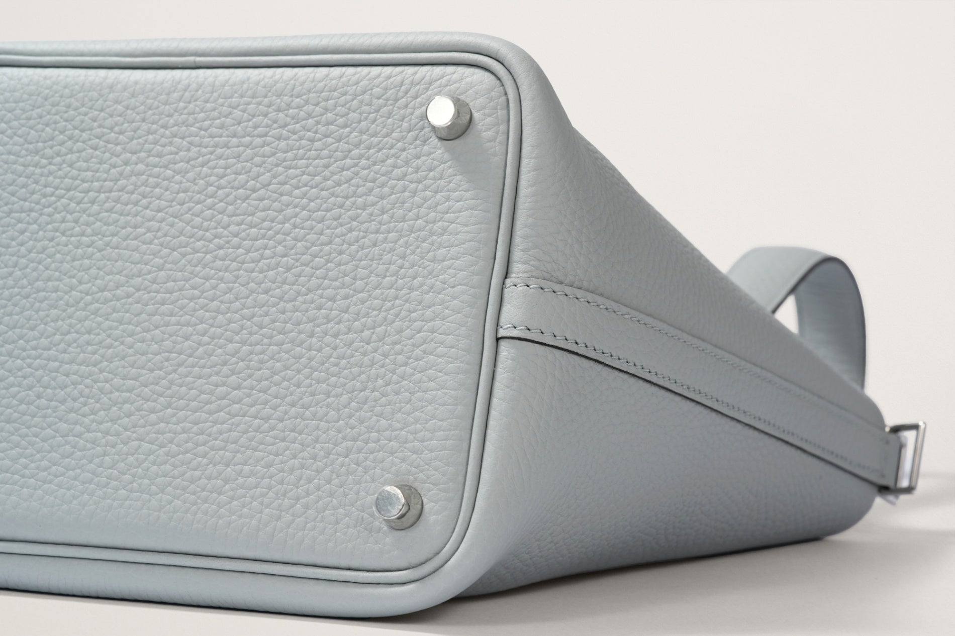 HERMES ピコタンロック18 ブルーグラシエ