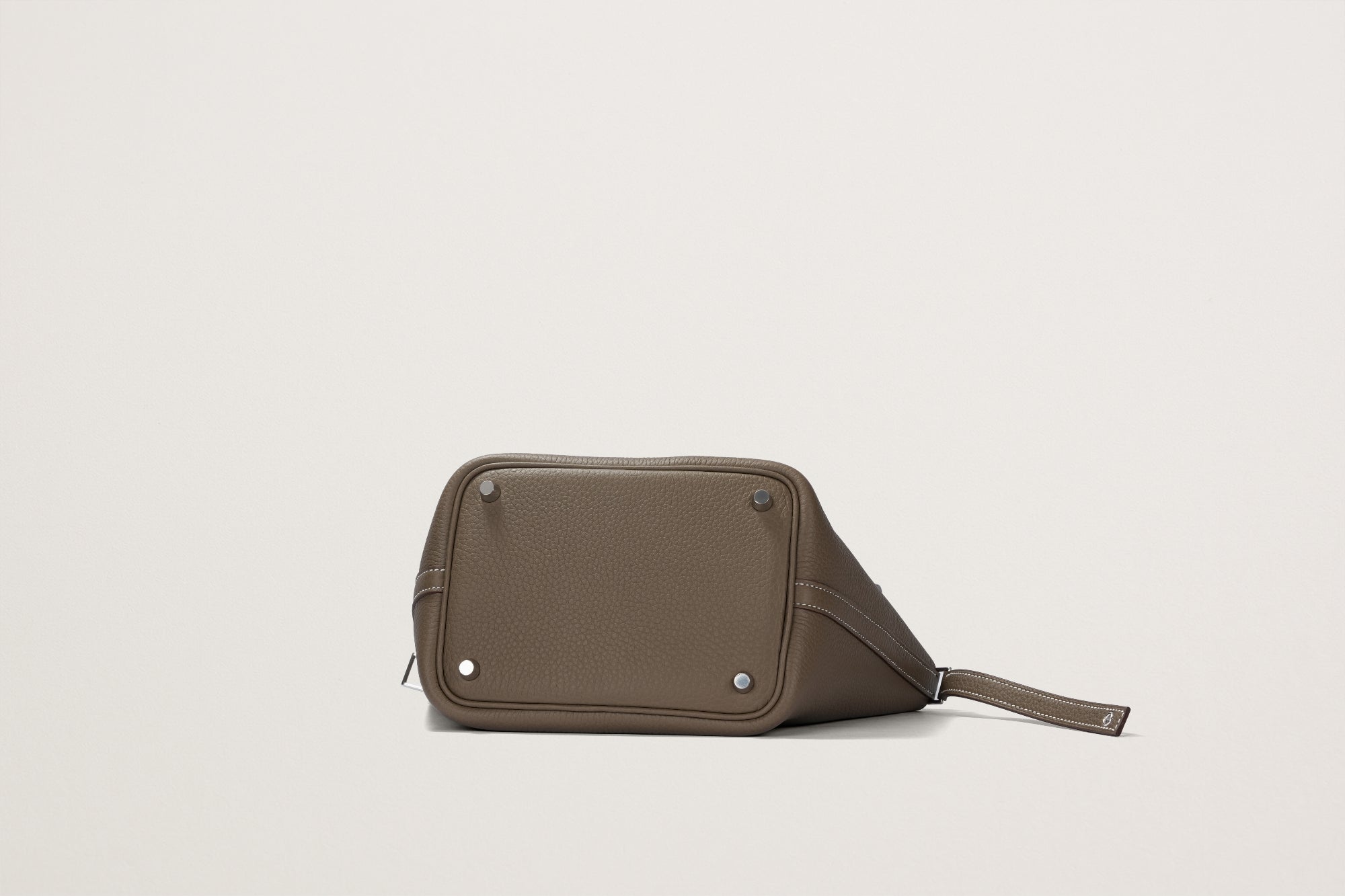 HERMES ピコタンロック18 エトゥープ