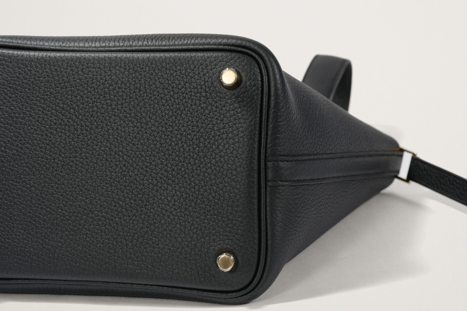 HERMES ピコタンロック18 黒