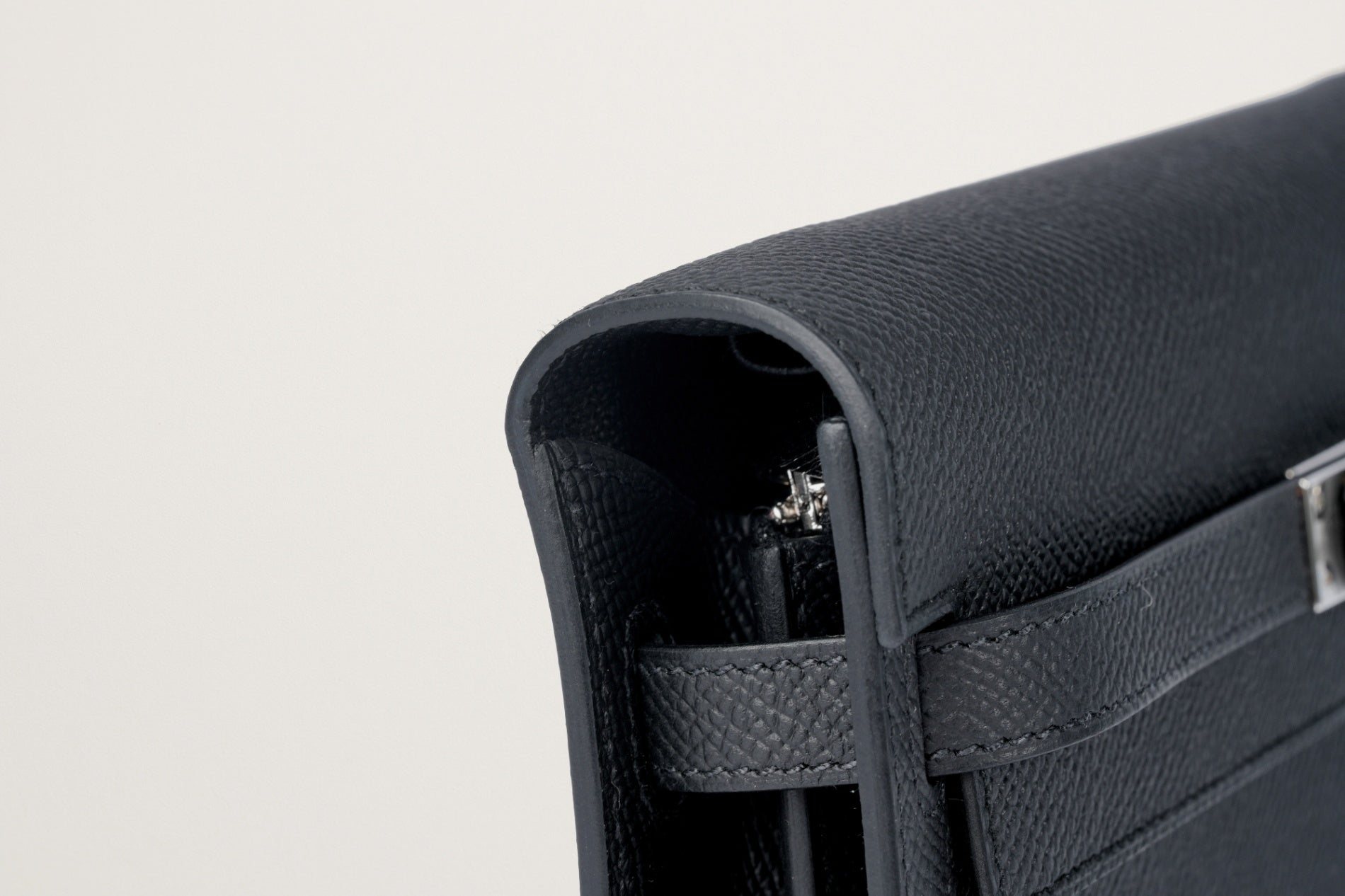 HERMES ケリートゥーゴー 黒