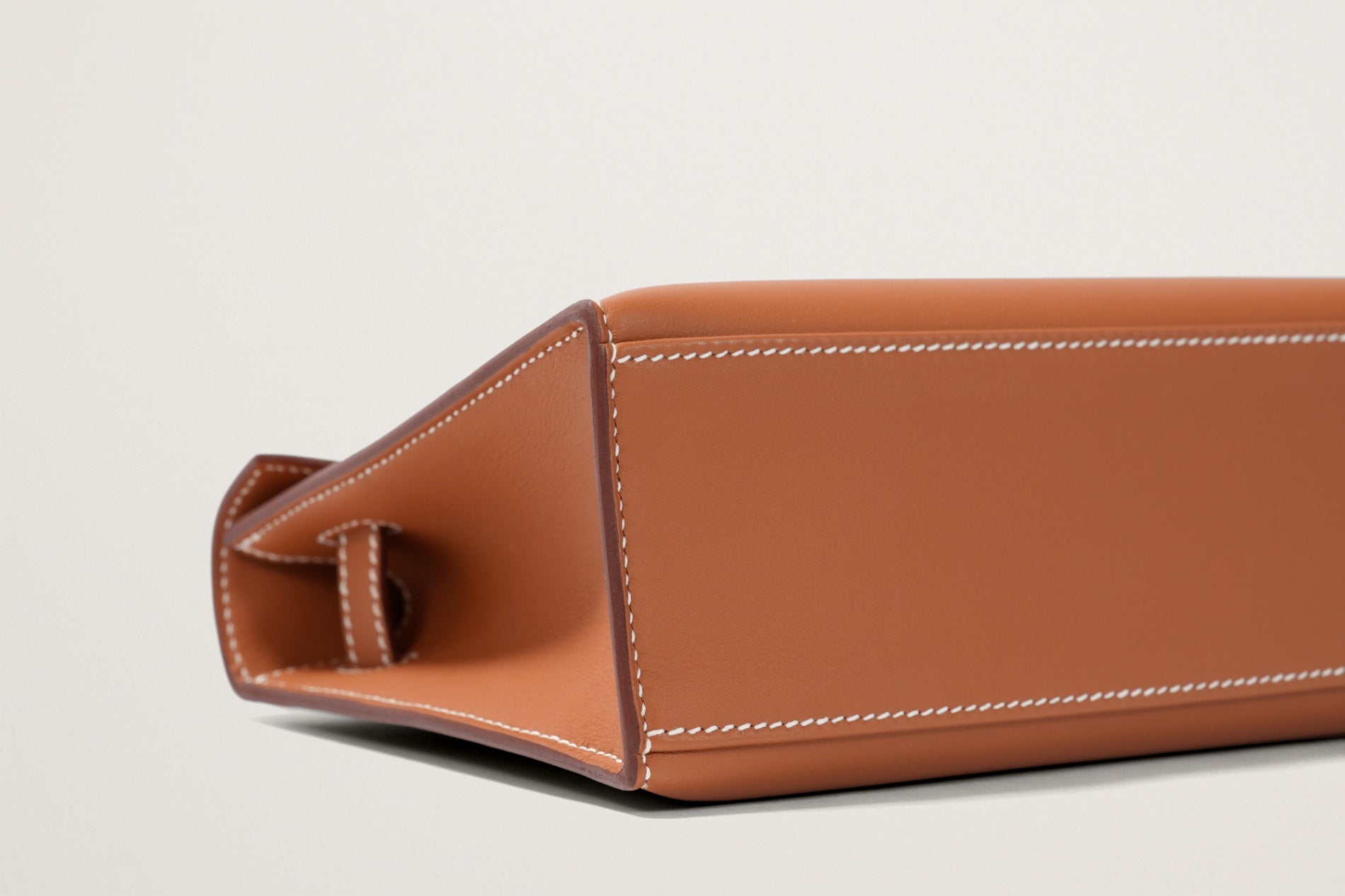 HERMES ポシェットケリー ゴールド