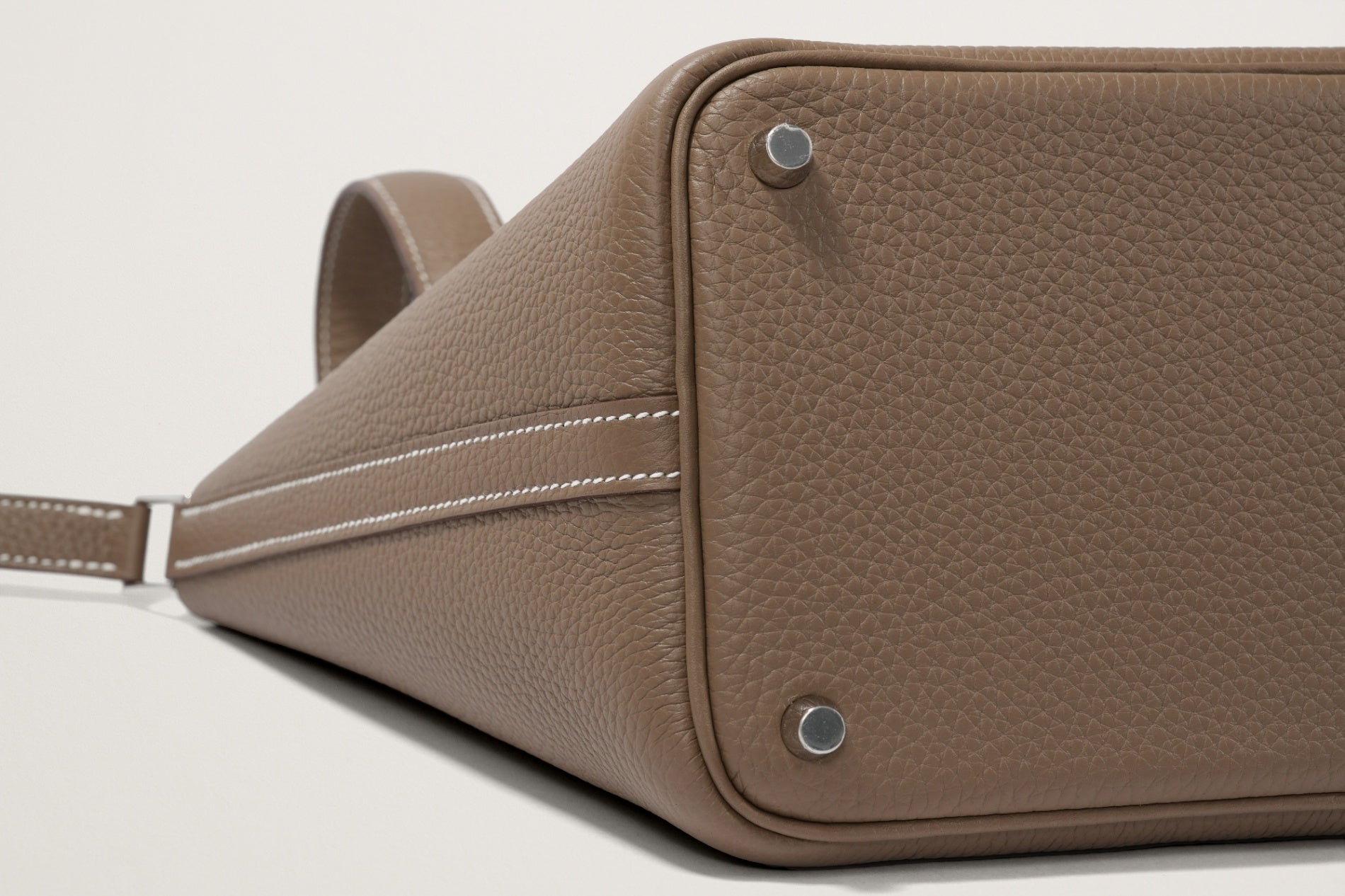 HERMES ピコタンロック18 エトゥープ