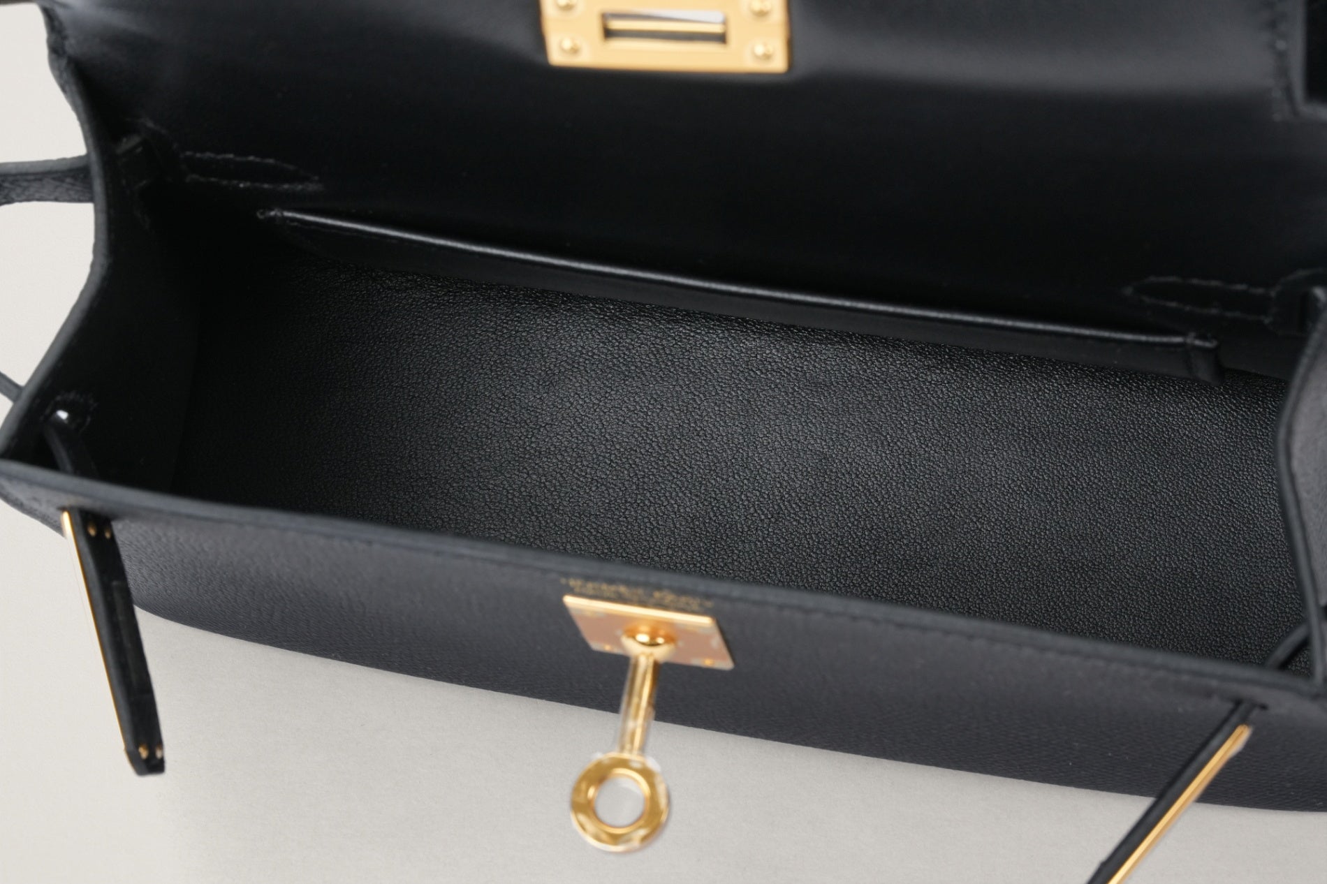 HERMES ミニケリー2 黒 – GINZA SATAKE