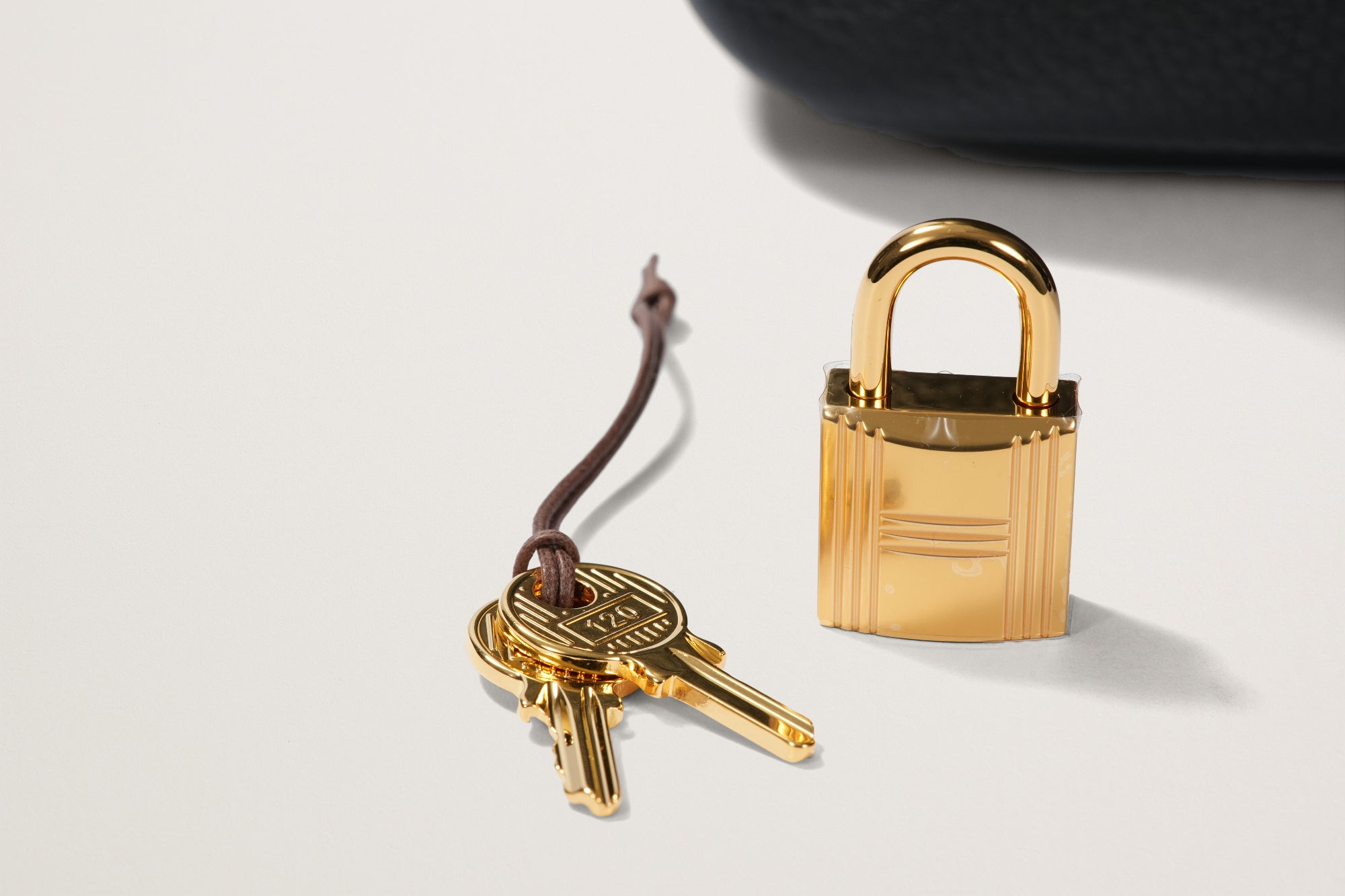 HERMES ピコタンロック18 黒