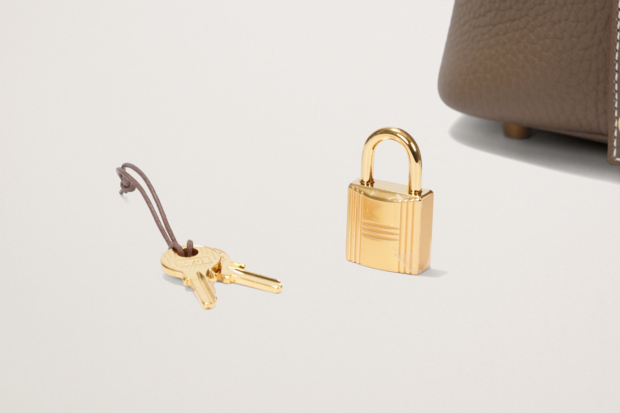 HERMES ピコタンロック18 エトゥープ