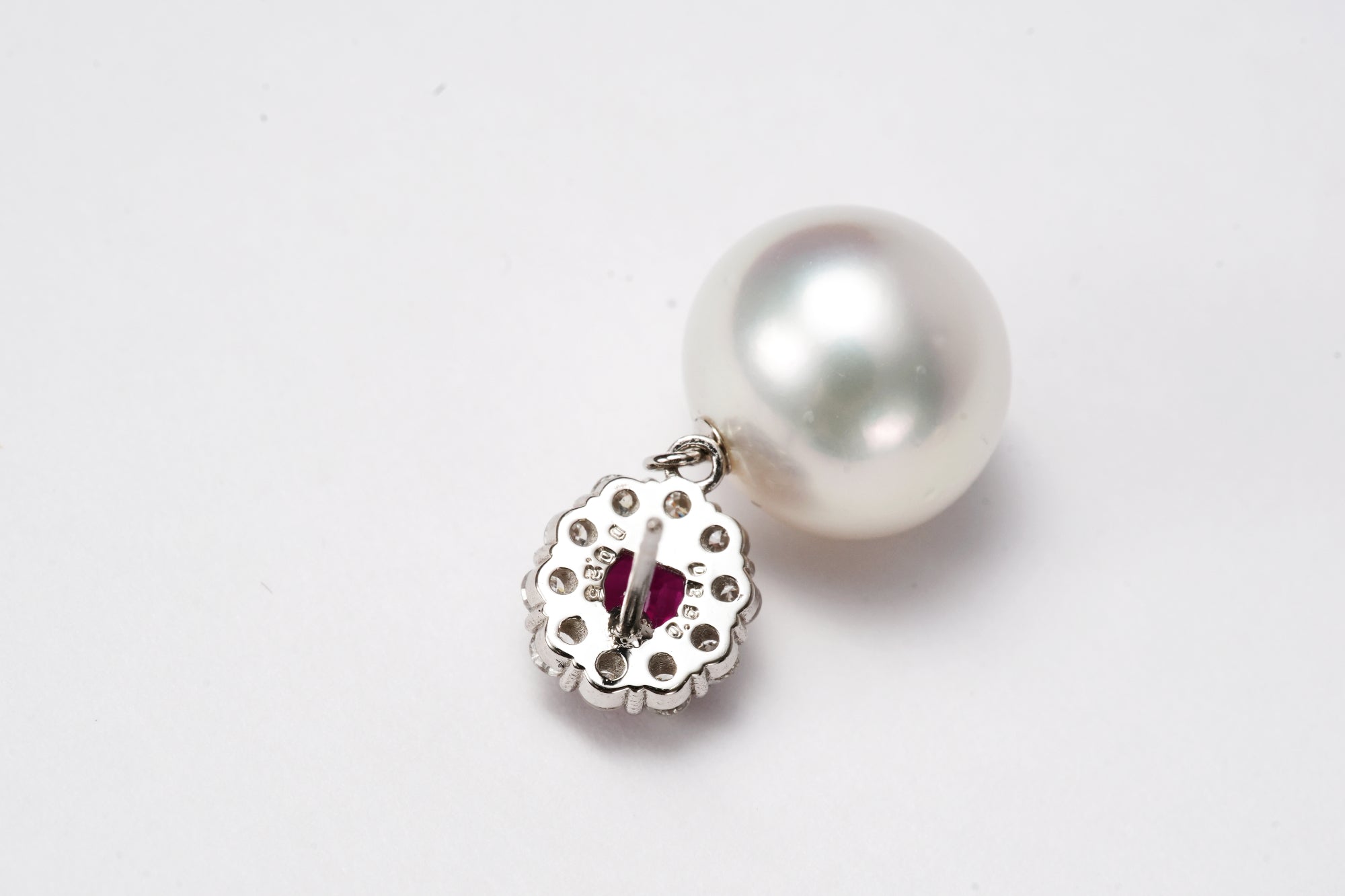 含浸ルビー ルビー ピアス 1ct PT900 エンハンスメント PT900 天然 