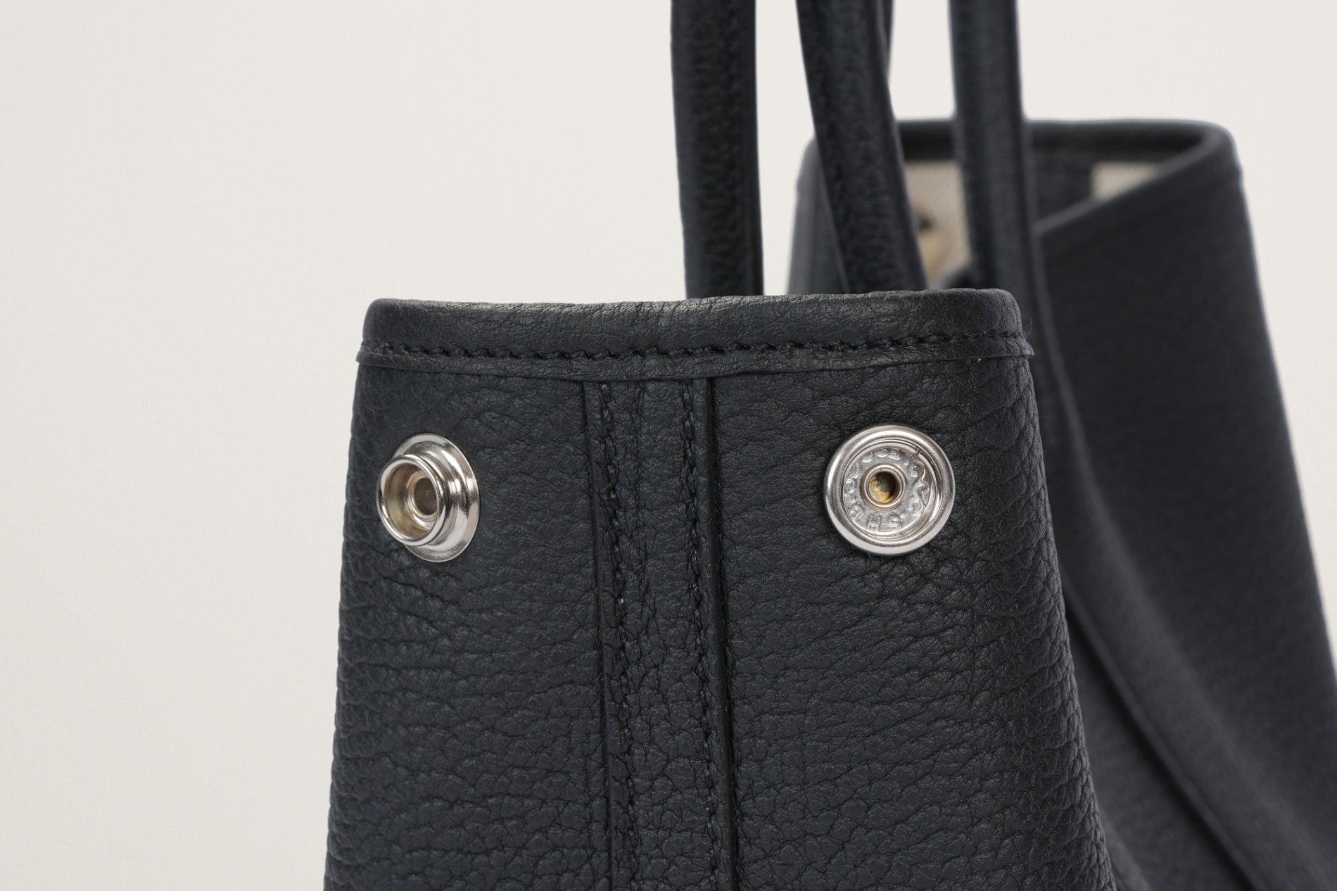 HERMES ネオ・ガーデン23 黒