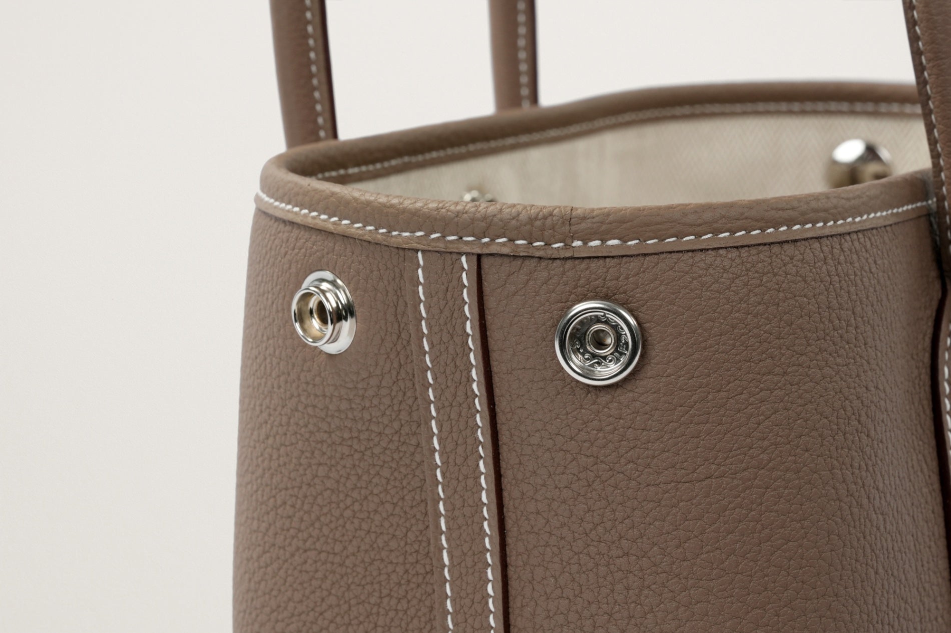 HERMES ネオ・ガーデン23 エトゥープ