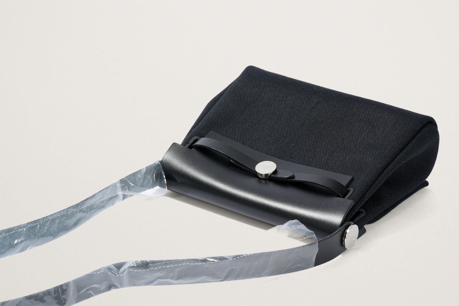 HERMES エールバッグミニ 黒