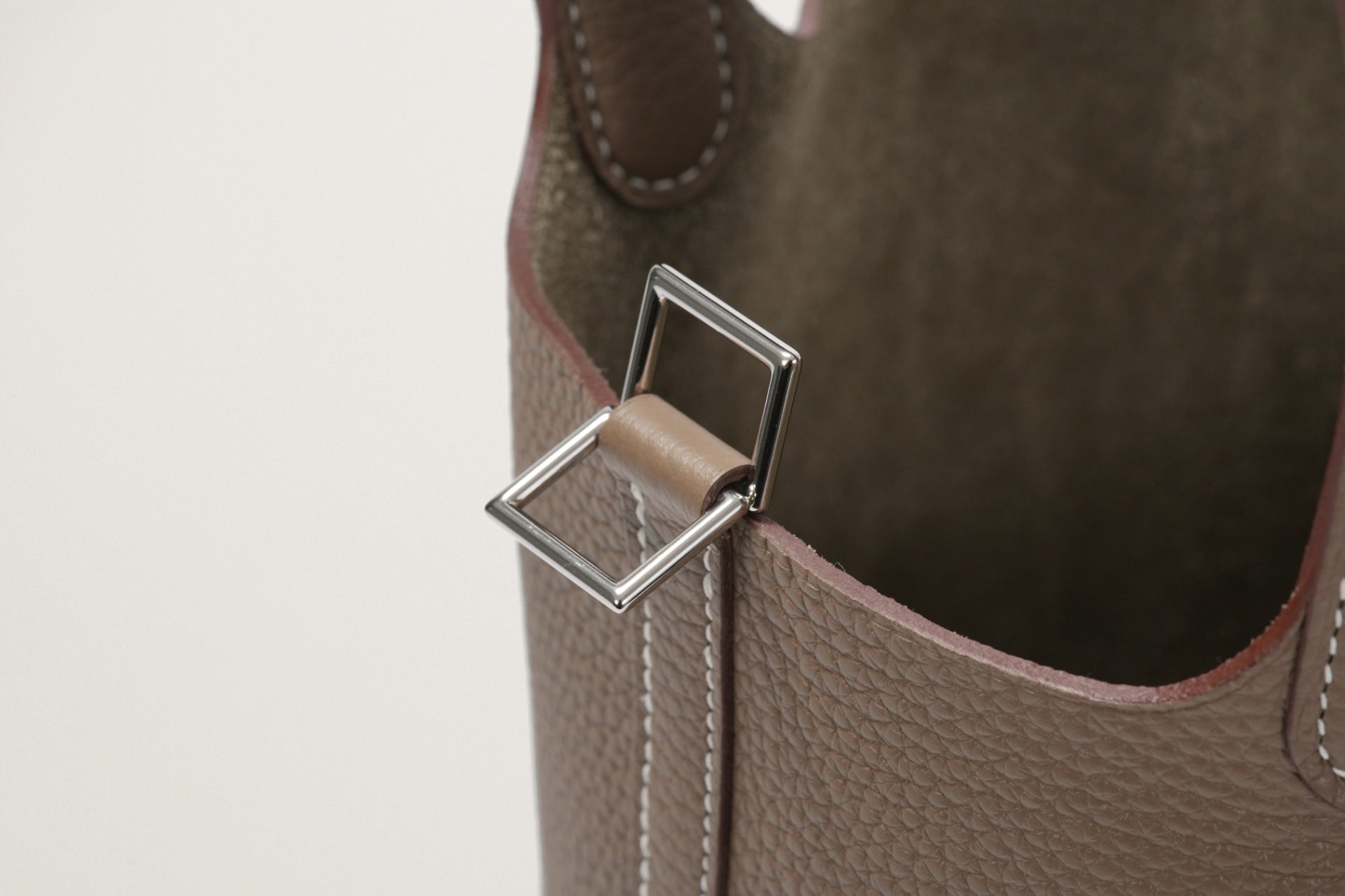 HERMES ピコタンロック18 エトゥープ