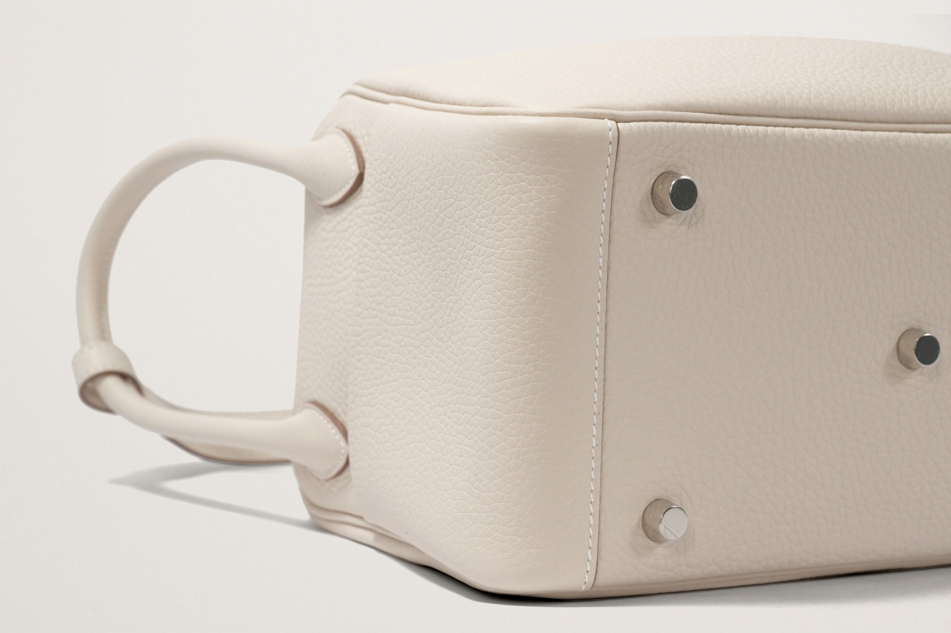 HERMES リンディ26 クレ