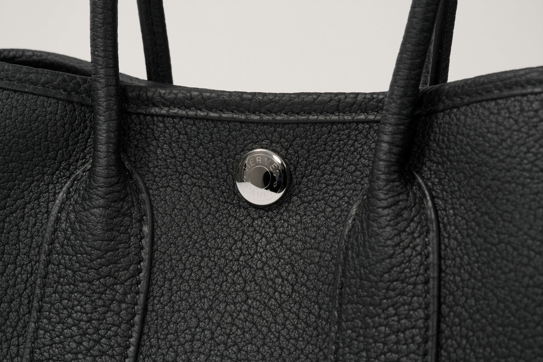 HERMES ネオガーデン23 黒