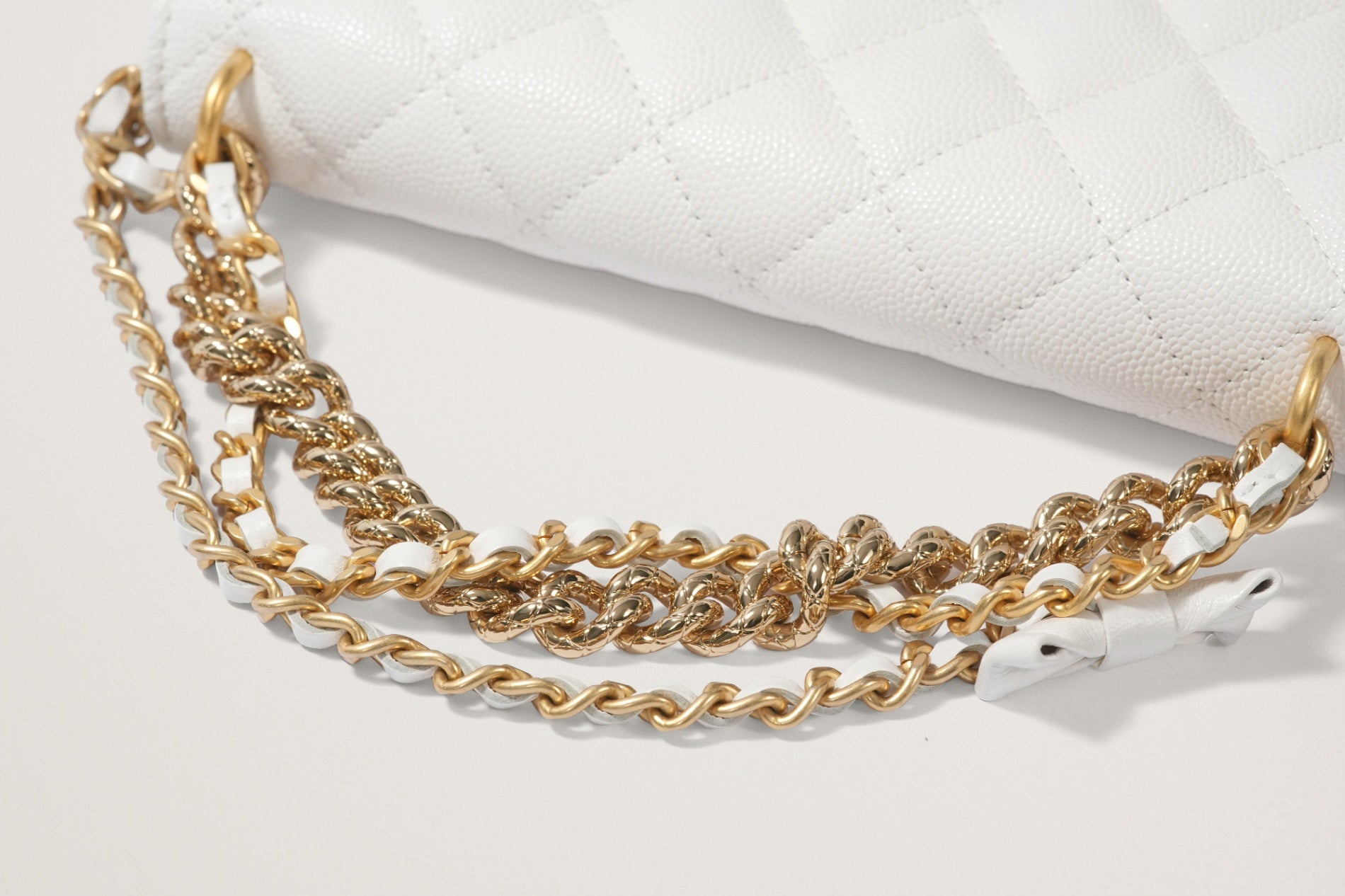 CHANEL チェーンウォレット