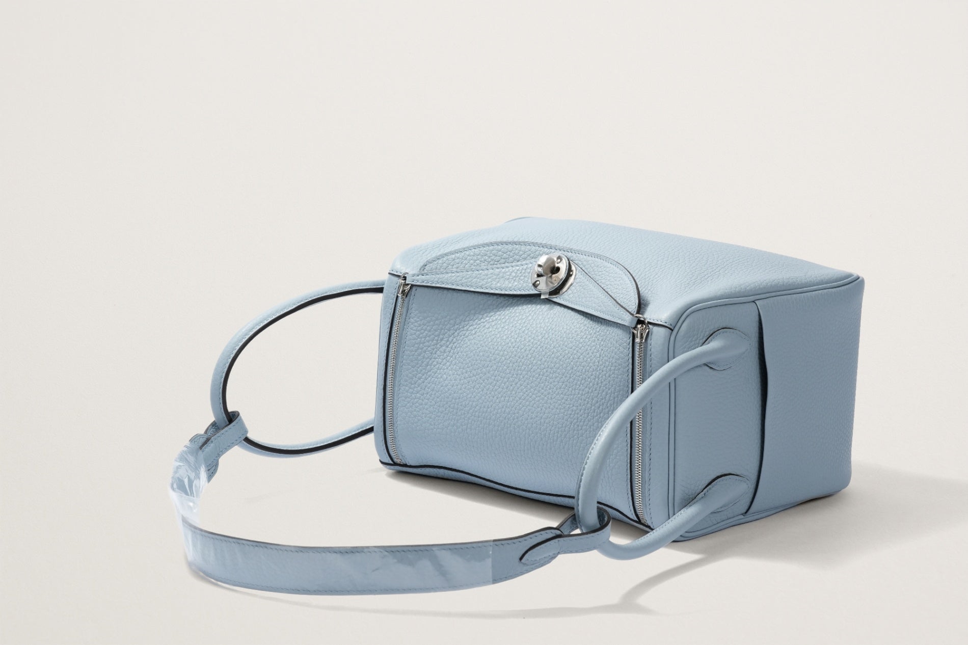 HERMES リンディ26 ブルーラン