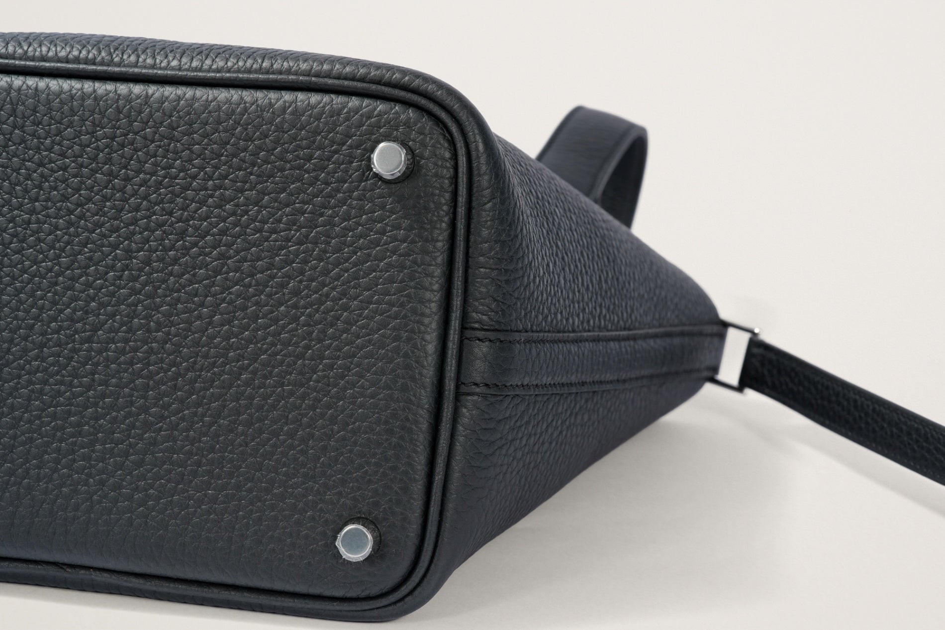 HERMES ピコタンロック18 黒