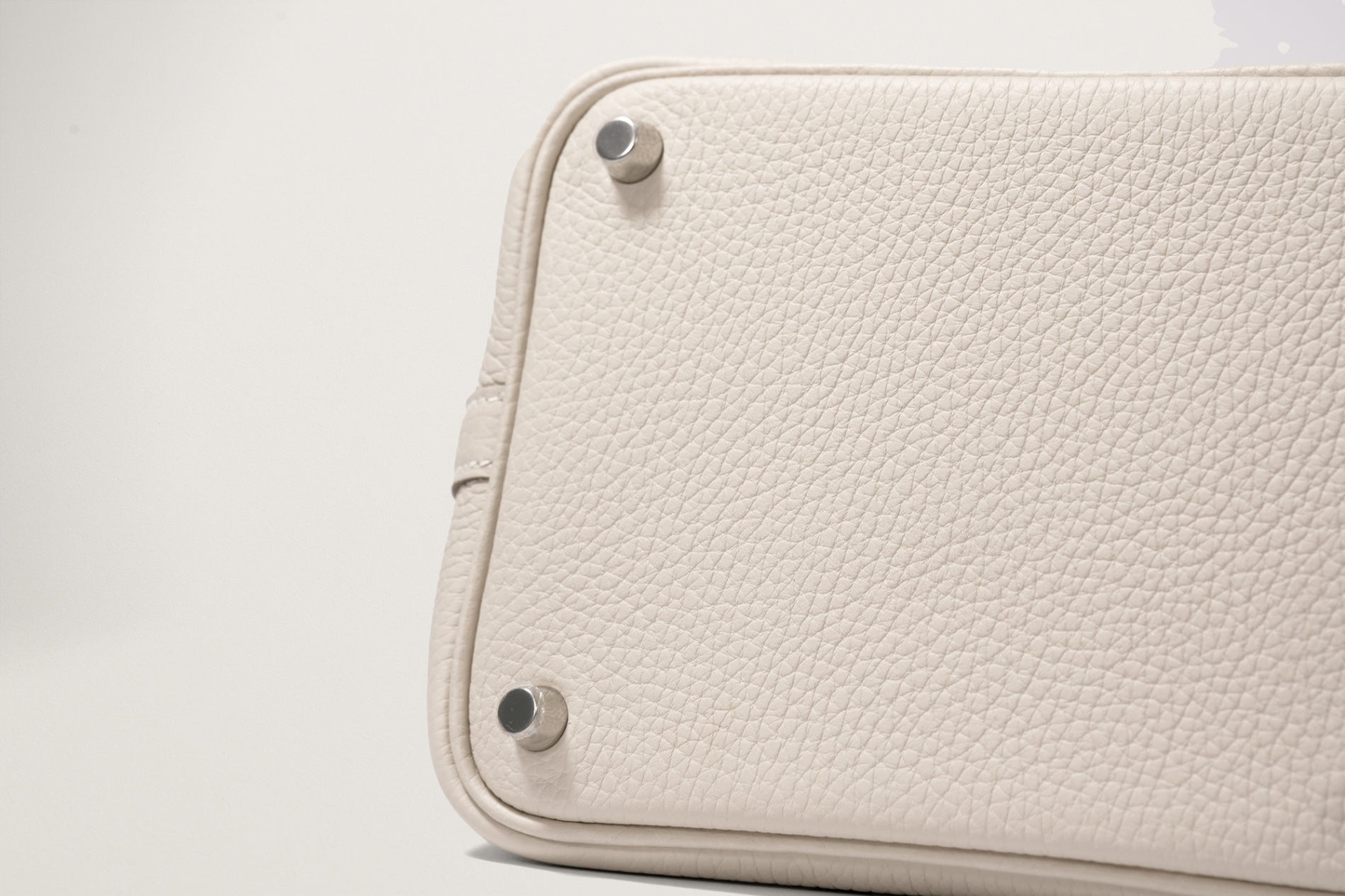 HERMES ピコタンロック18 クレ