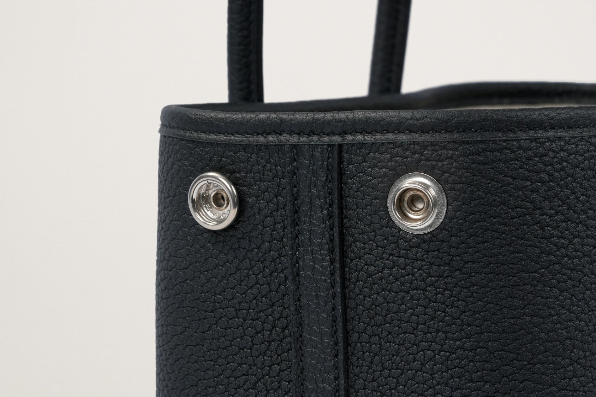 HERMES ネオ・ガーデン23 黒 – GINZA SATAKE