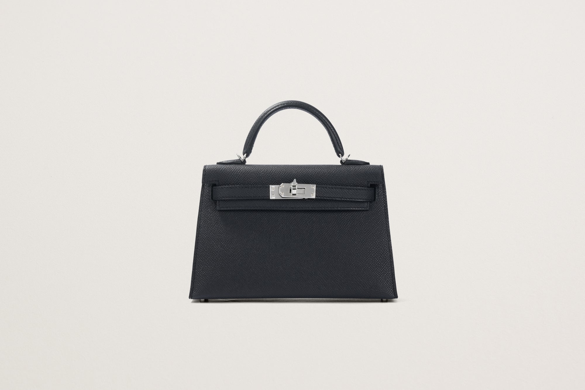 bagley's  smoo  【黒銀・銀  2個セット】 HERMES ミニケリー2 黒 – GINZA SATAKE