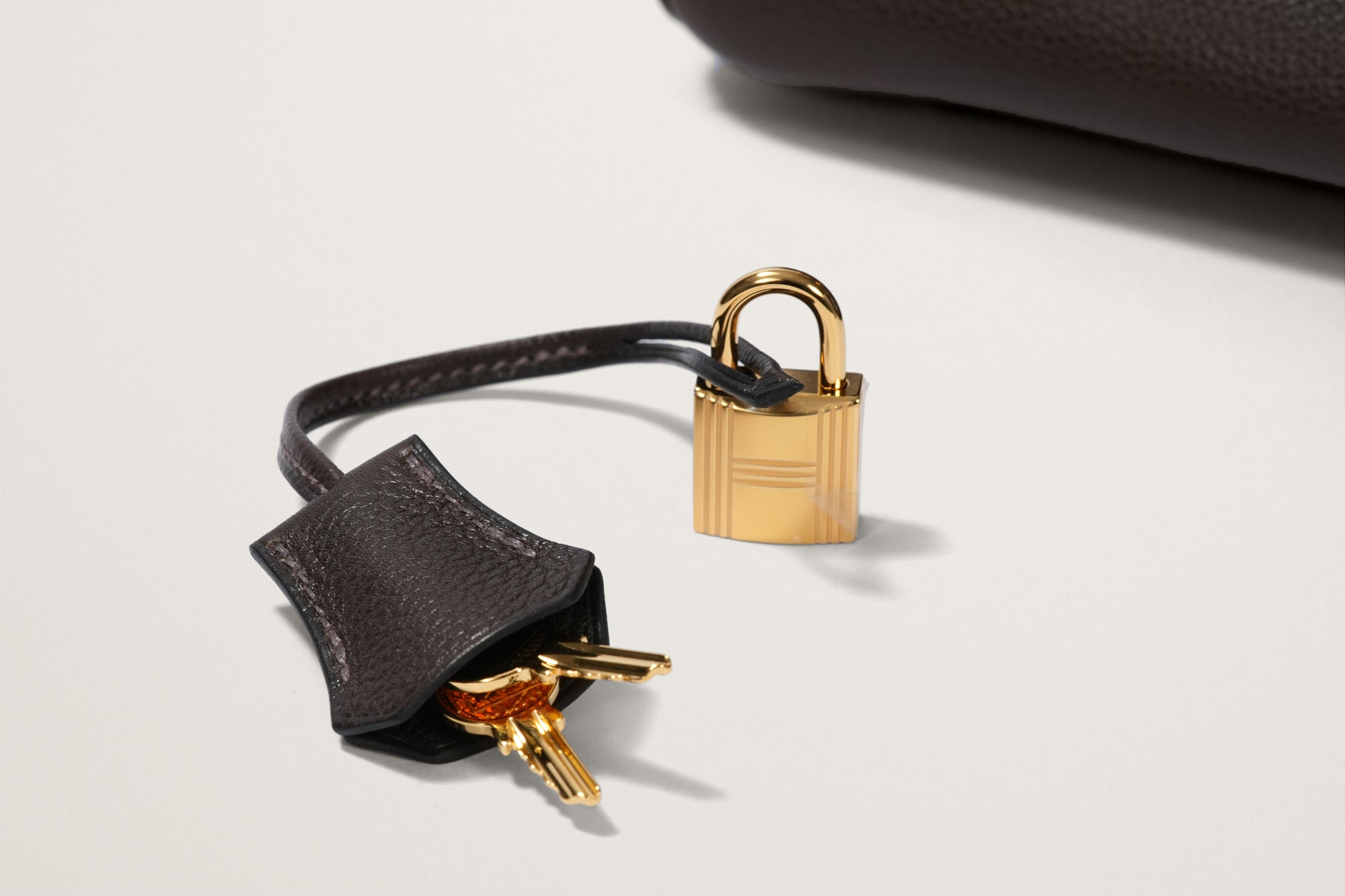 HERMES ショルダーバーキンライト29 エベンヌ