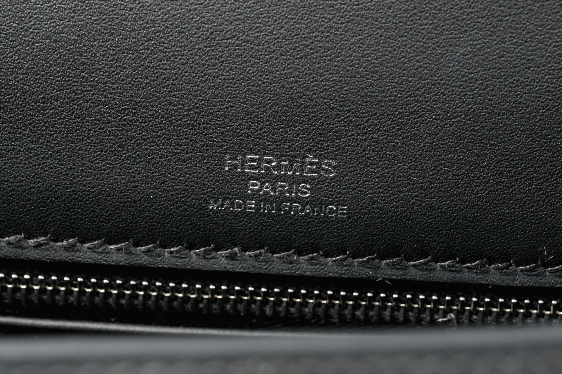 HERMES ケリー25 黒/エクリュ