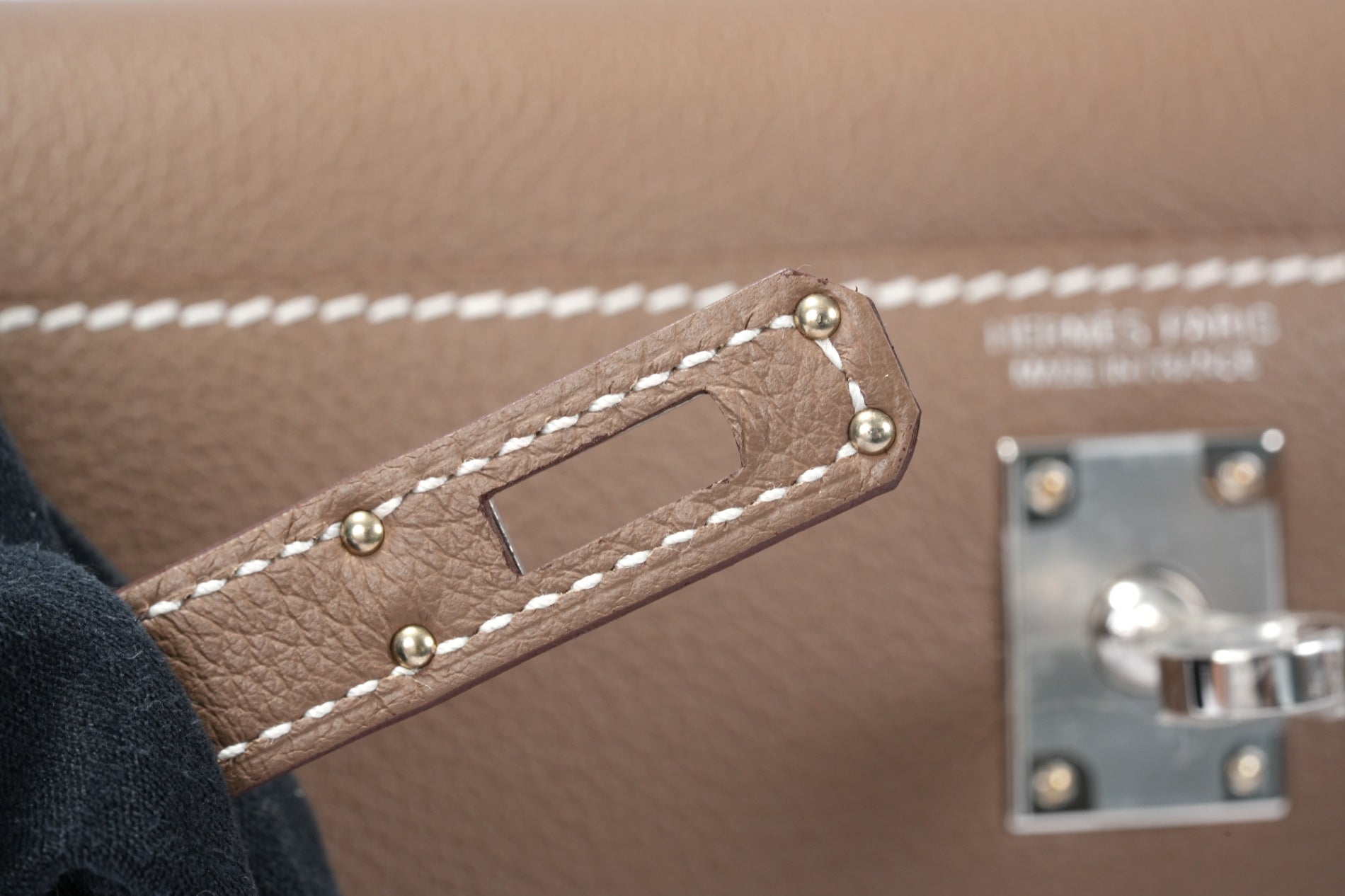 HERMES ケリーダンス エトゥープ