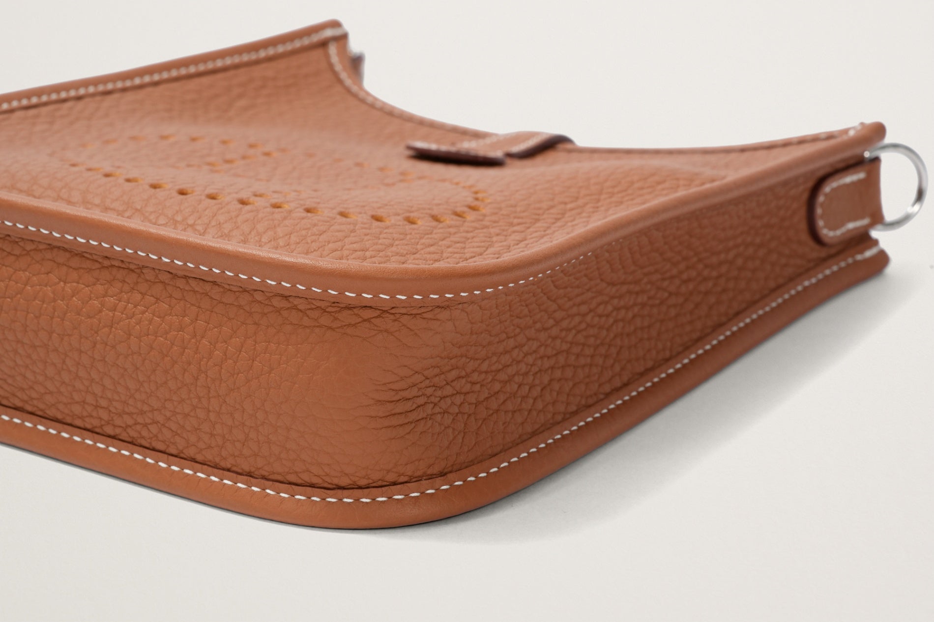 HERMES エヴリン アマゾーヌ16 ゴールド