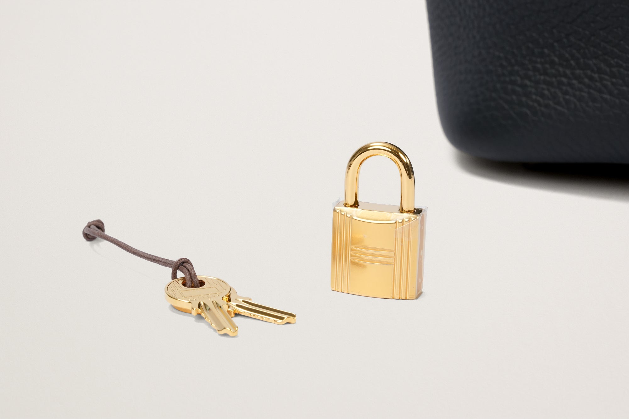 HERMES ピコタンロック18 黒 – GINZA SATAKE