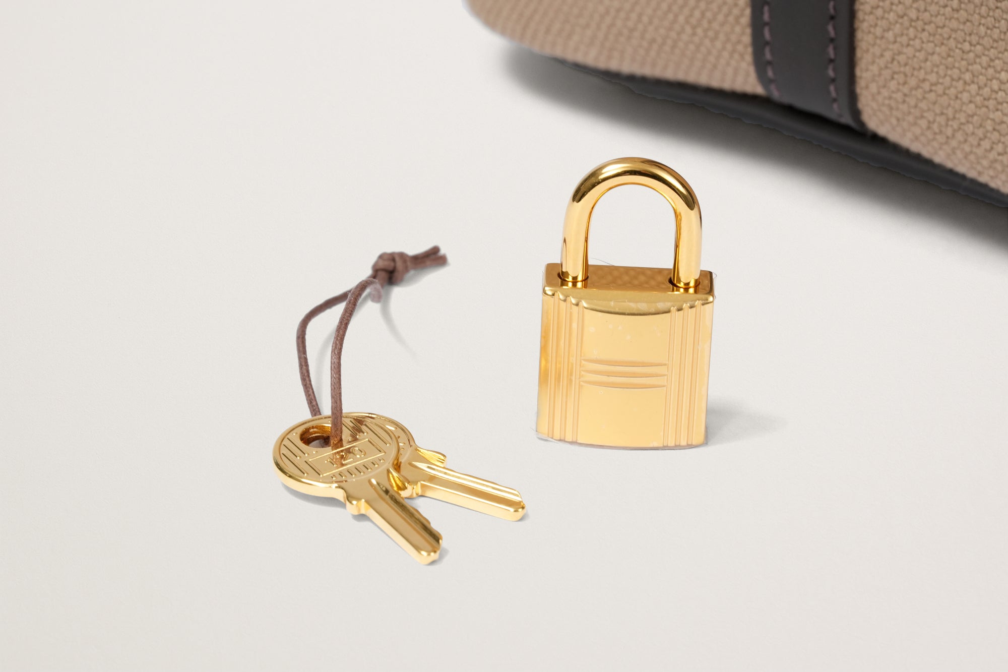 HERMES ピコタンロック18 ムース/ベブラン